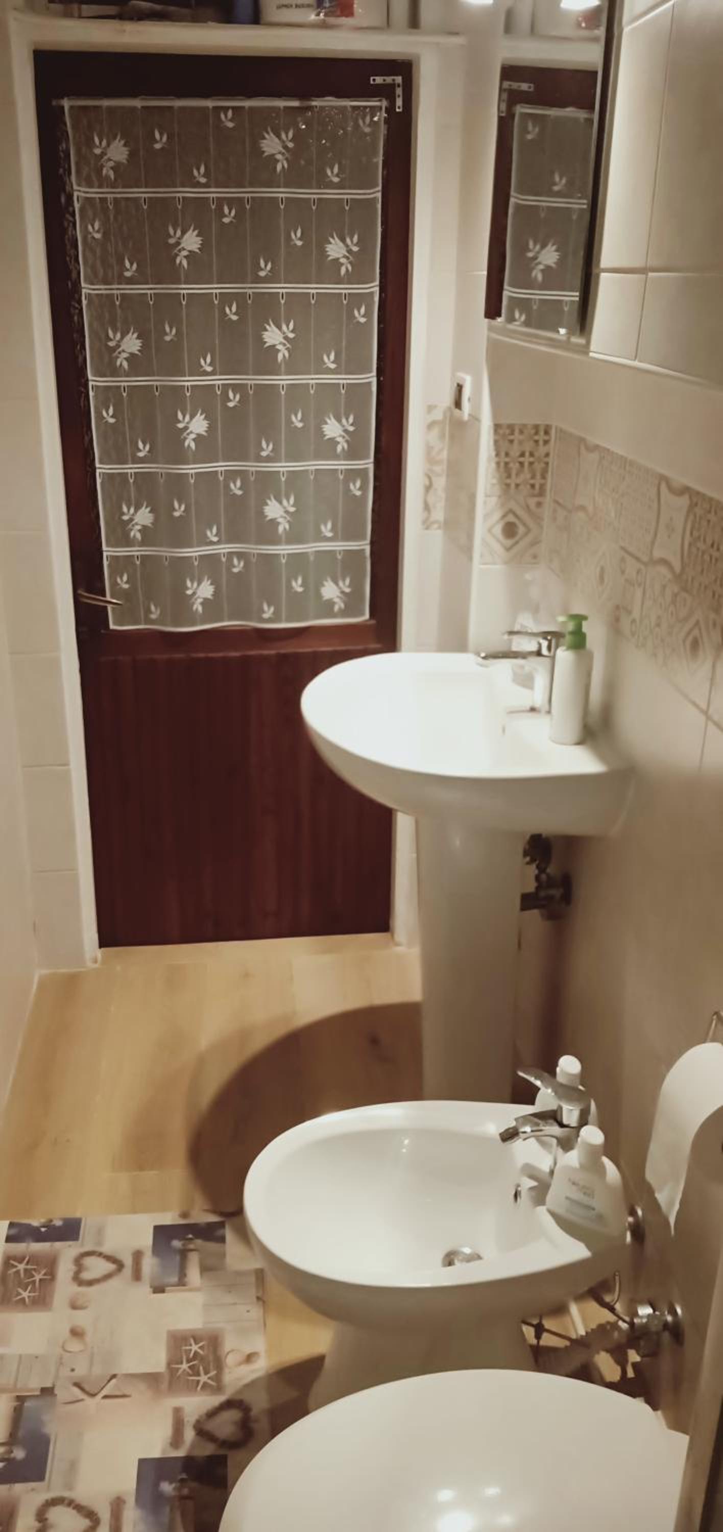 Standard Single Room with Shared Bathroom photo 3