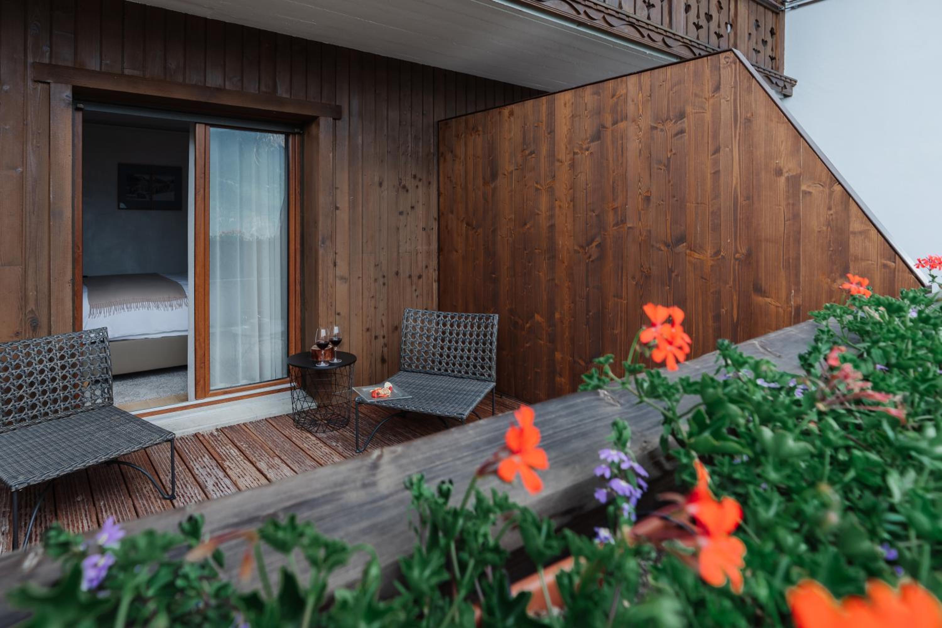 Family Junior Suite - Photo 8