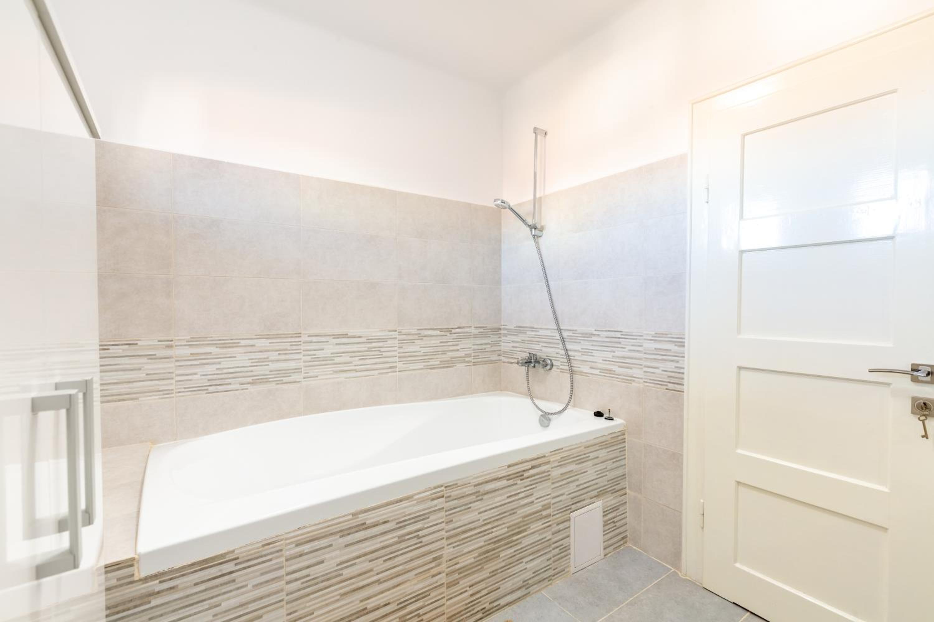Three-Bedroom House - Photo 19