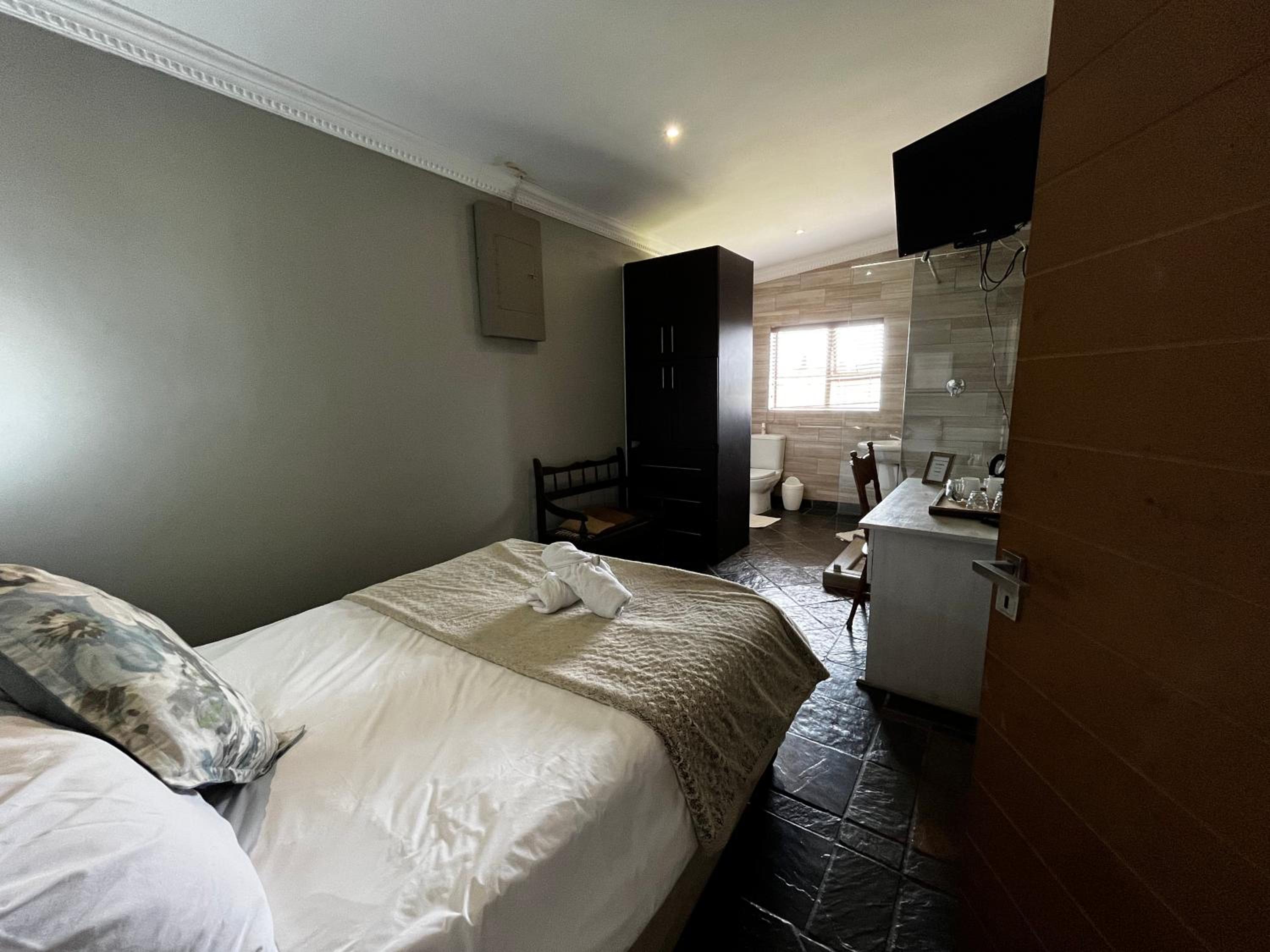 Double Room with Garden View photo 2