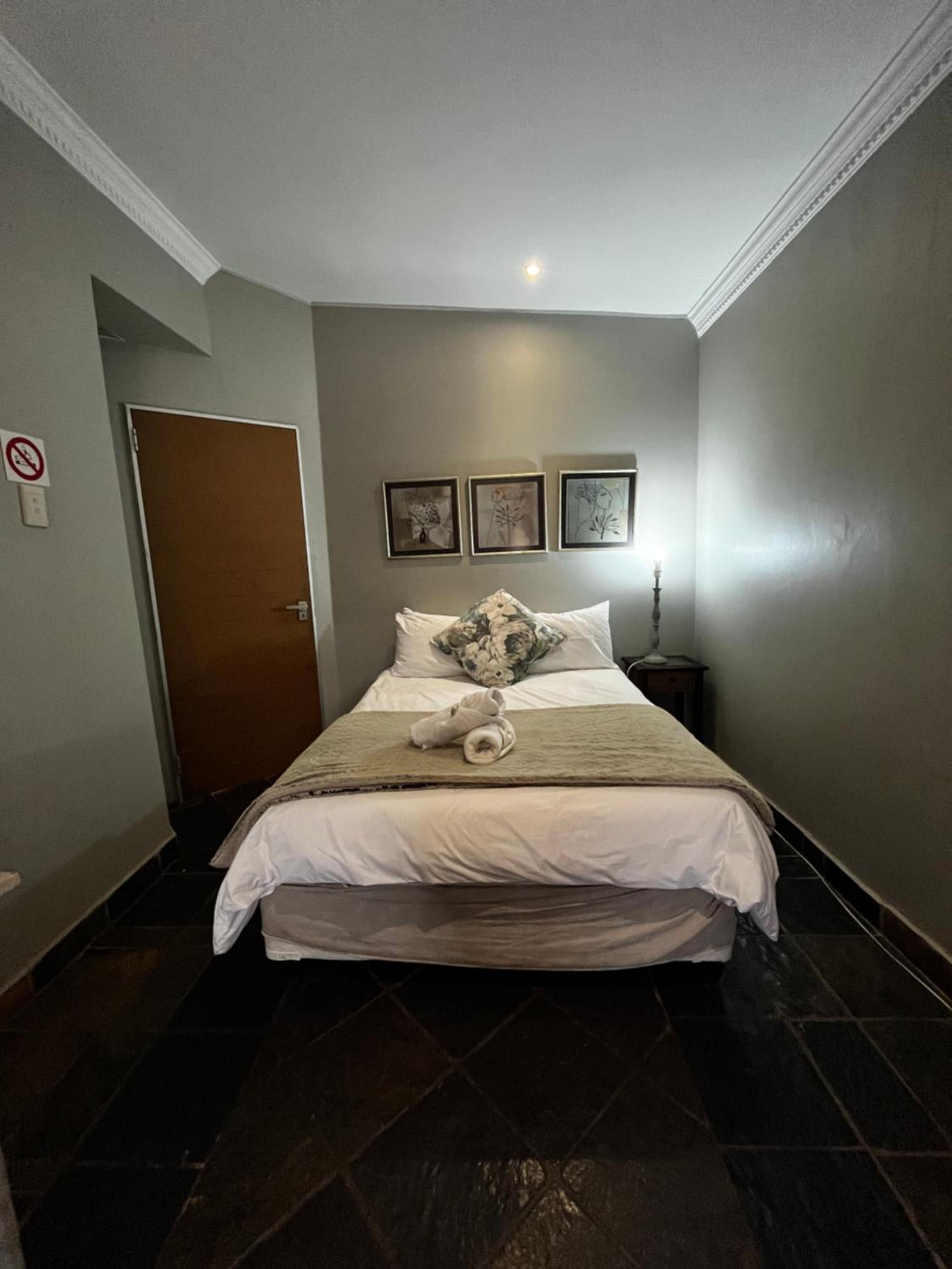 Double Room with Garden View photo 3