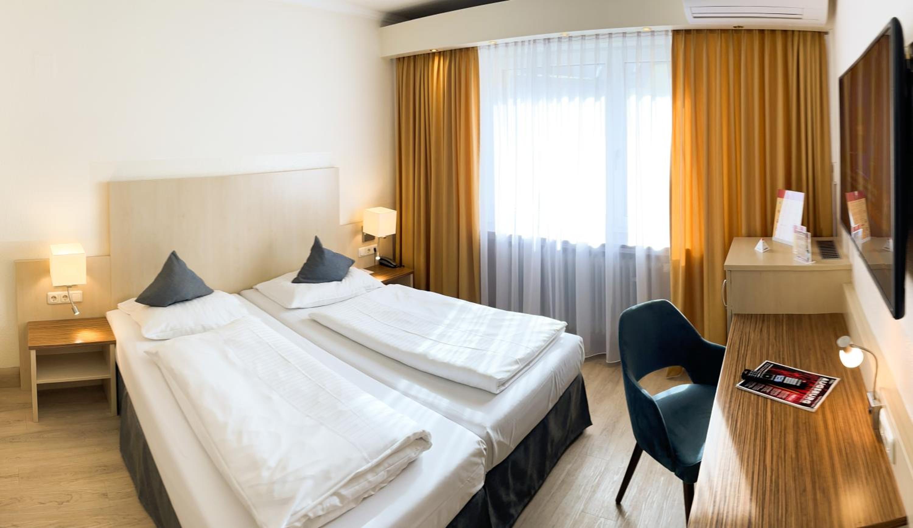 Standard Double Room - Photo 5