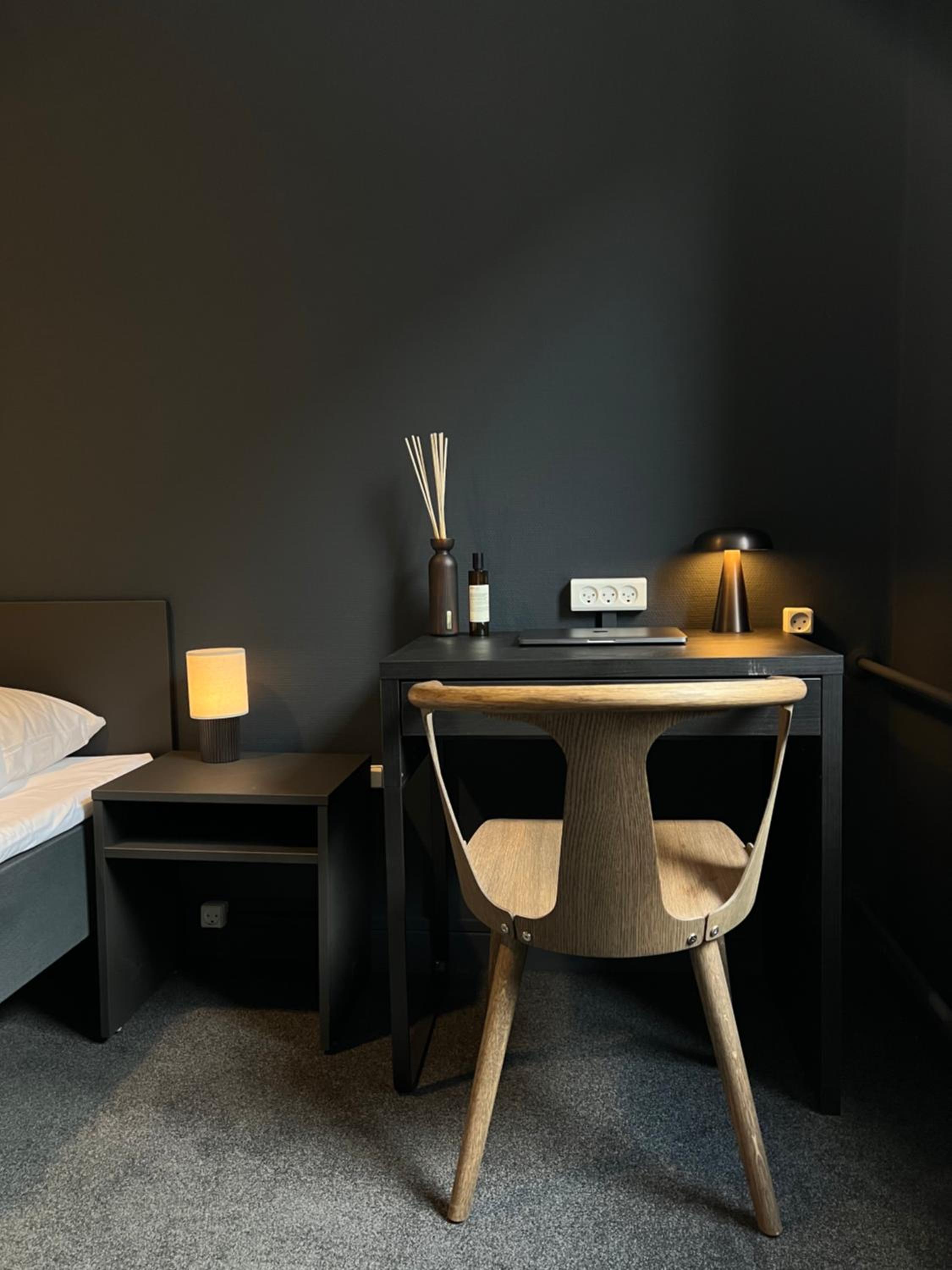 Standard Single Room - Photo 5