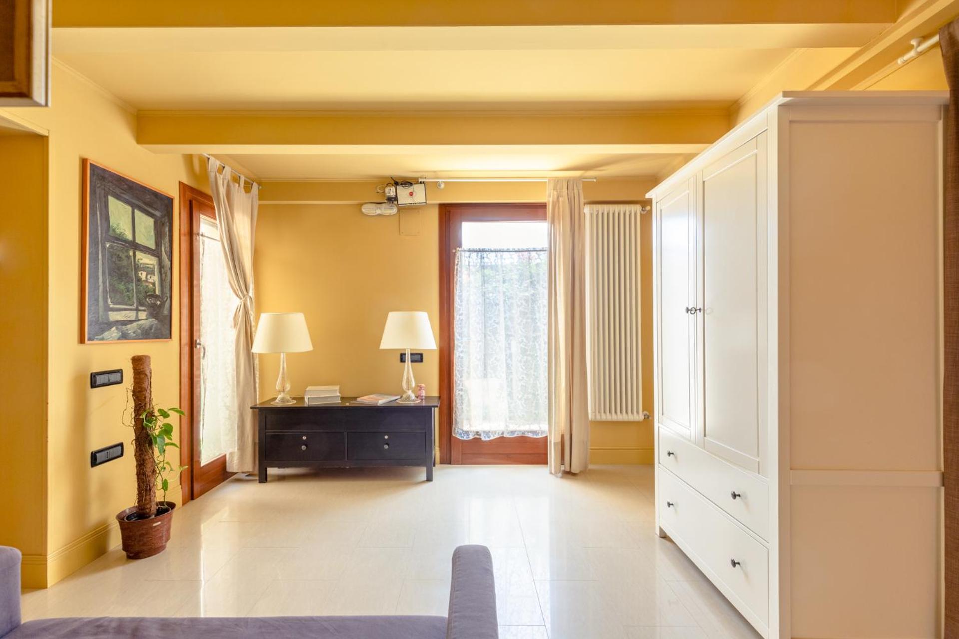 Apartment - Ground Floor photo 3