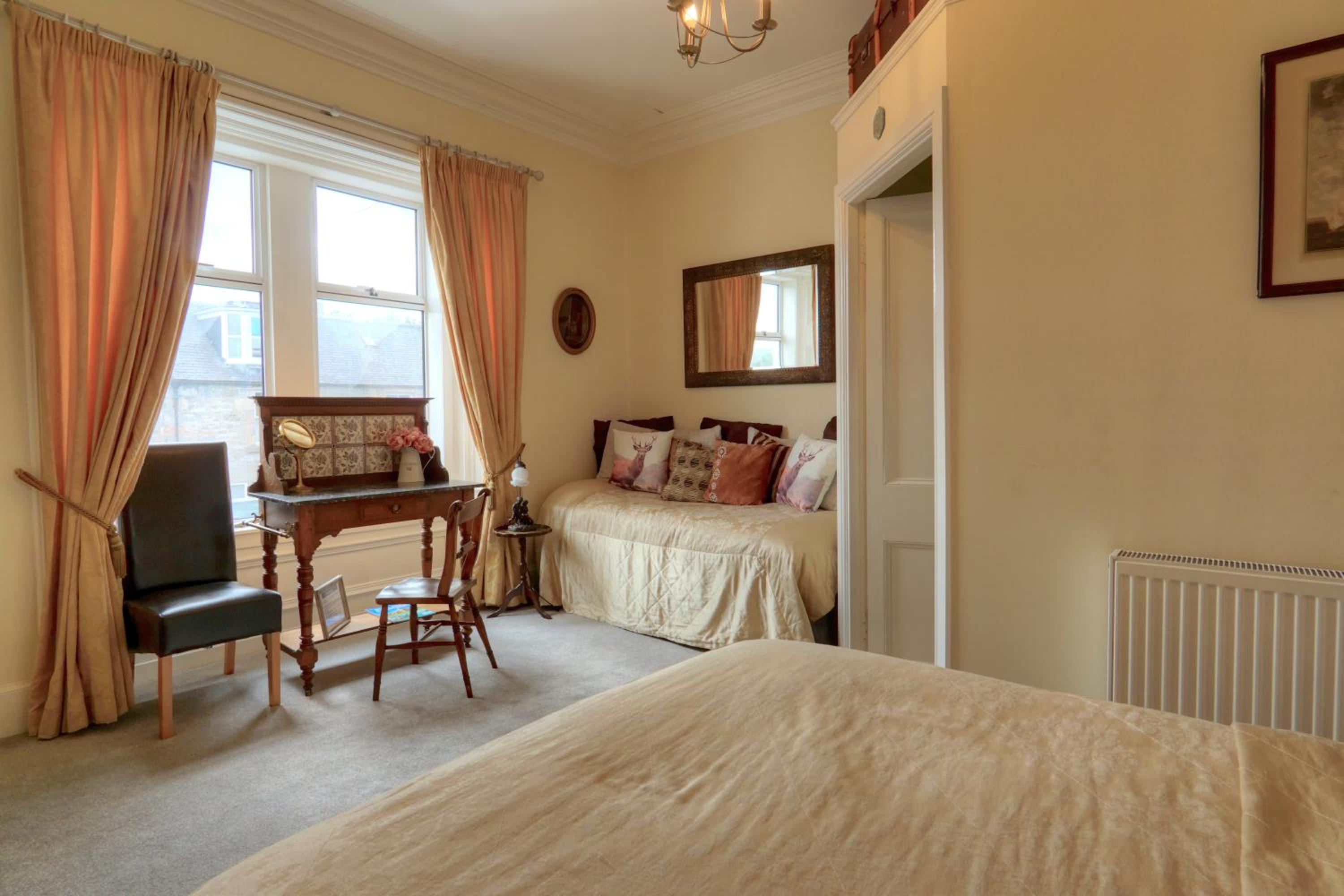 Superior Triple Room photo 2
