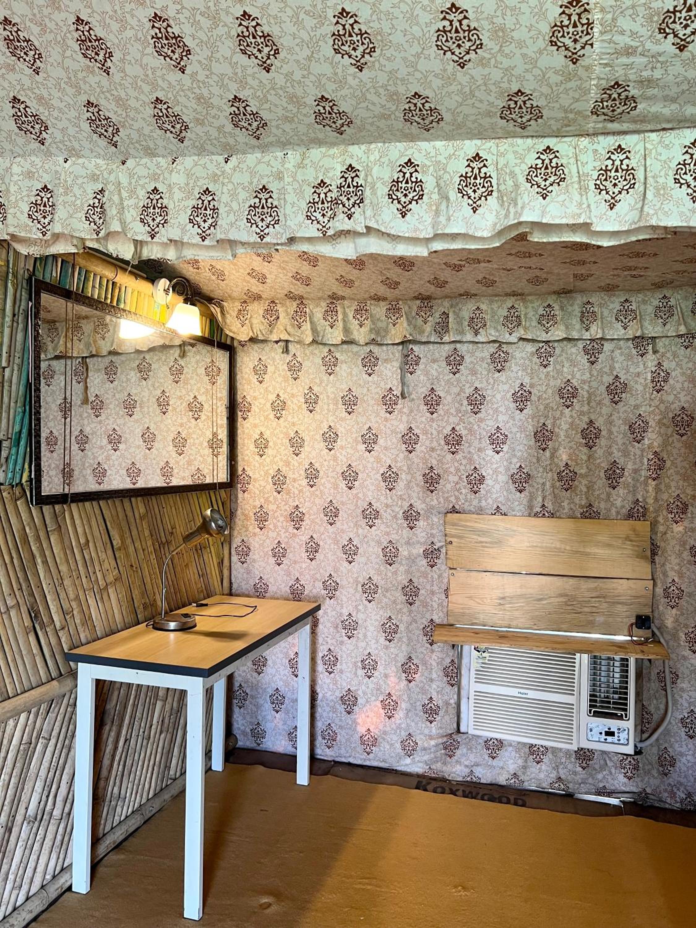 Quadruple Room with Balcony - Photo 1