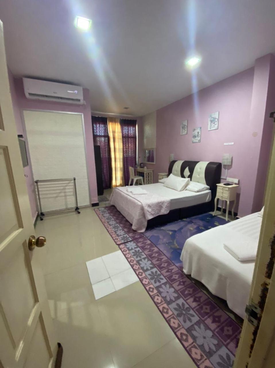 Comfort Triple Room with Shower photo 1