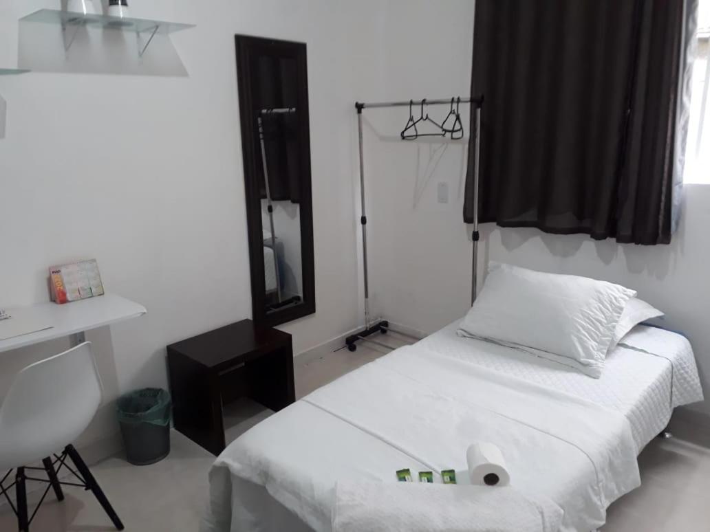 Standard Single Room With Shared Bathroom photo 2