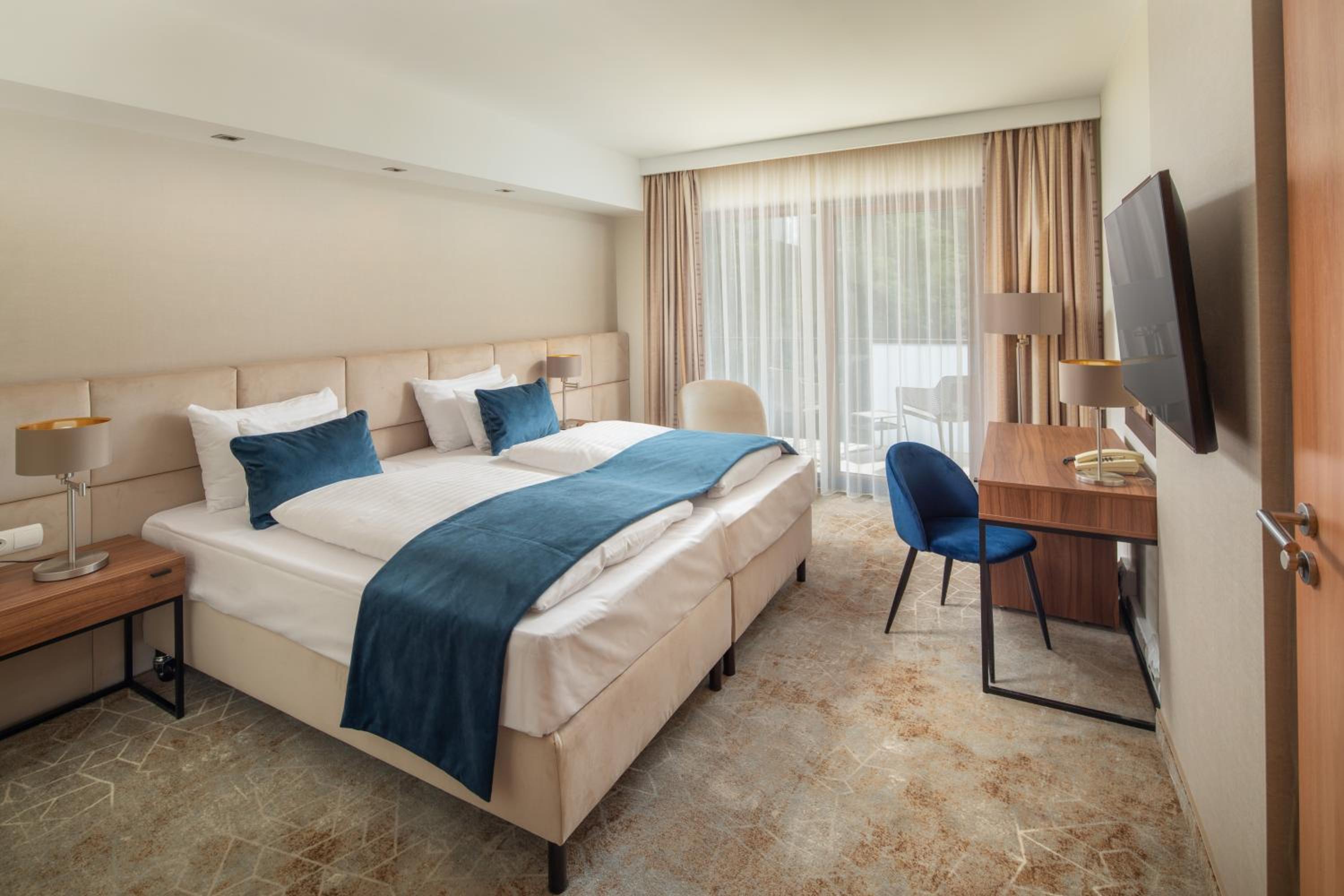 Double or Twin Room with Garden View