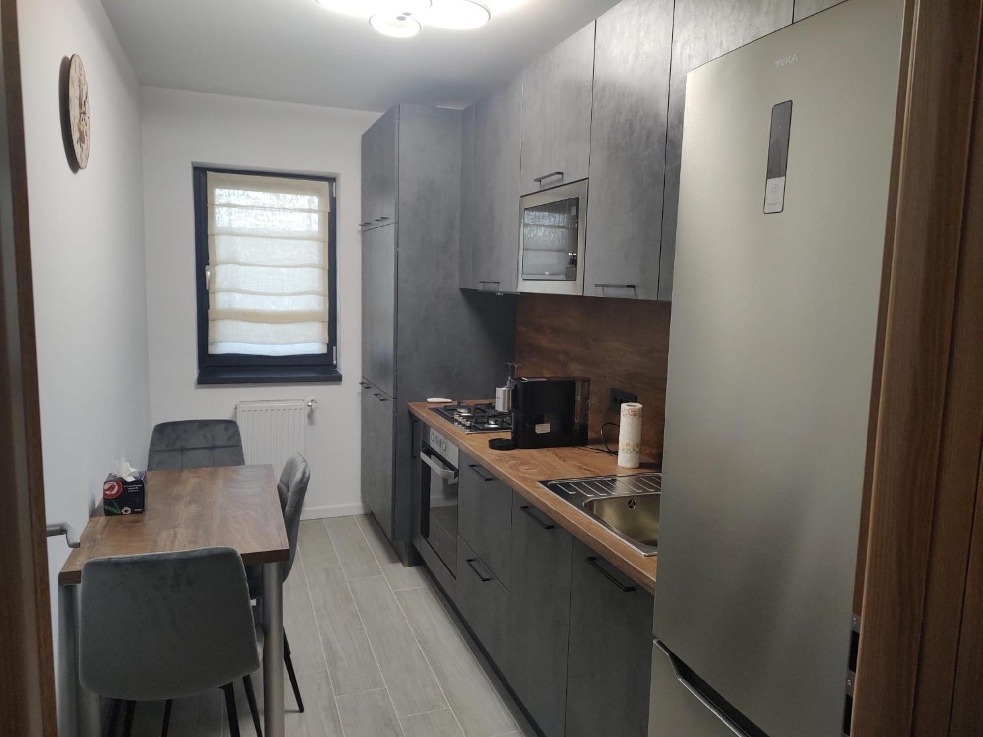 One-Bedroom Apartment - Photo 32