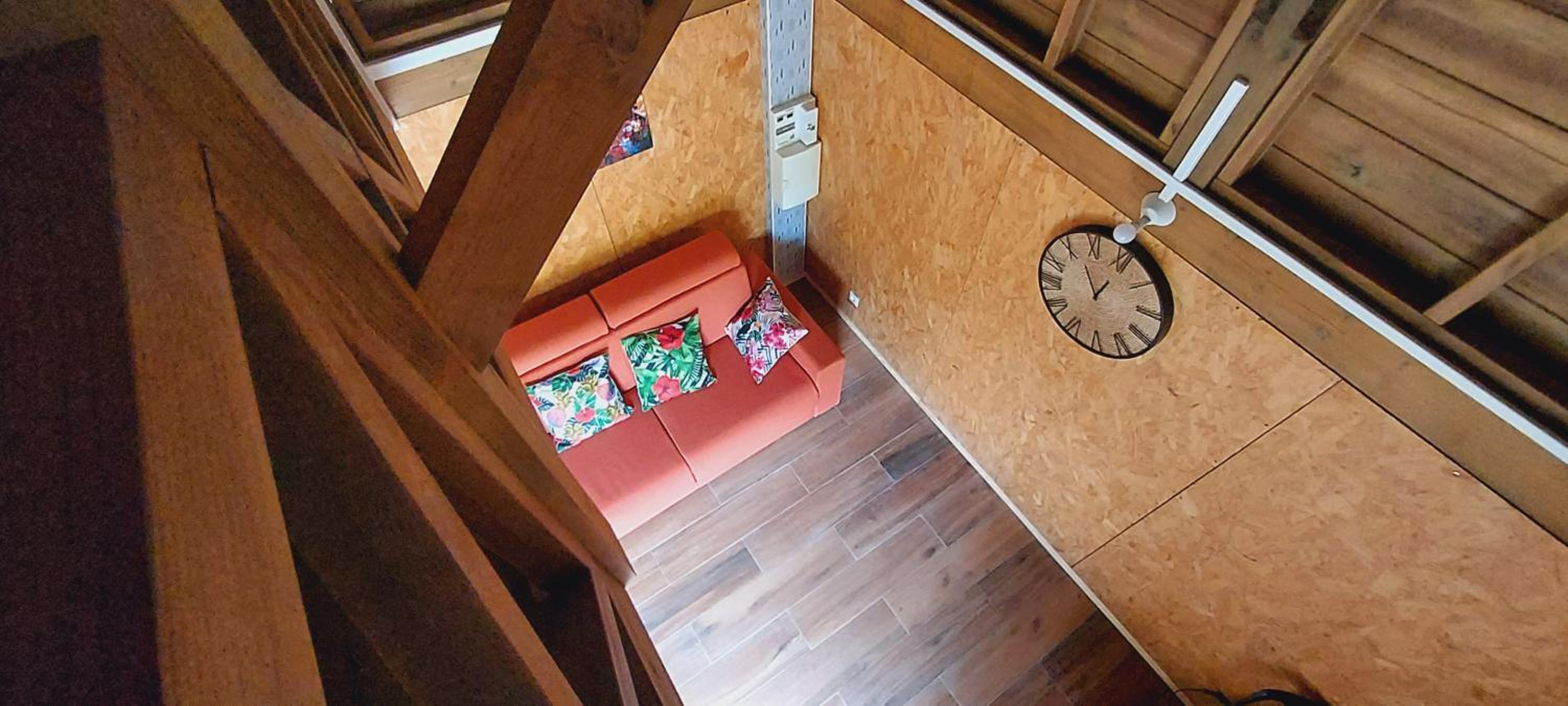 One-Bedroom House photo 1