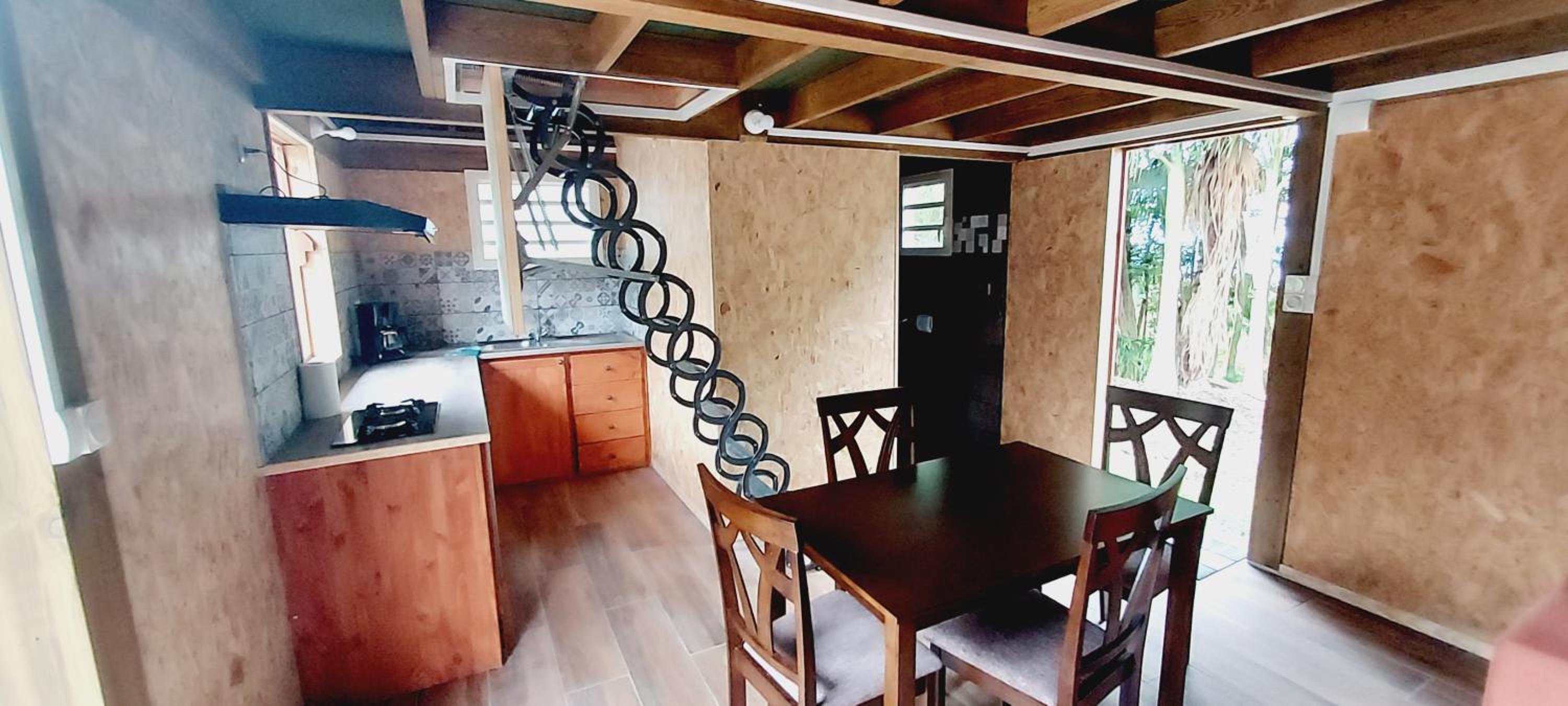One-Bedroom House photo 2