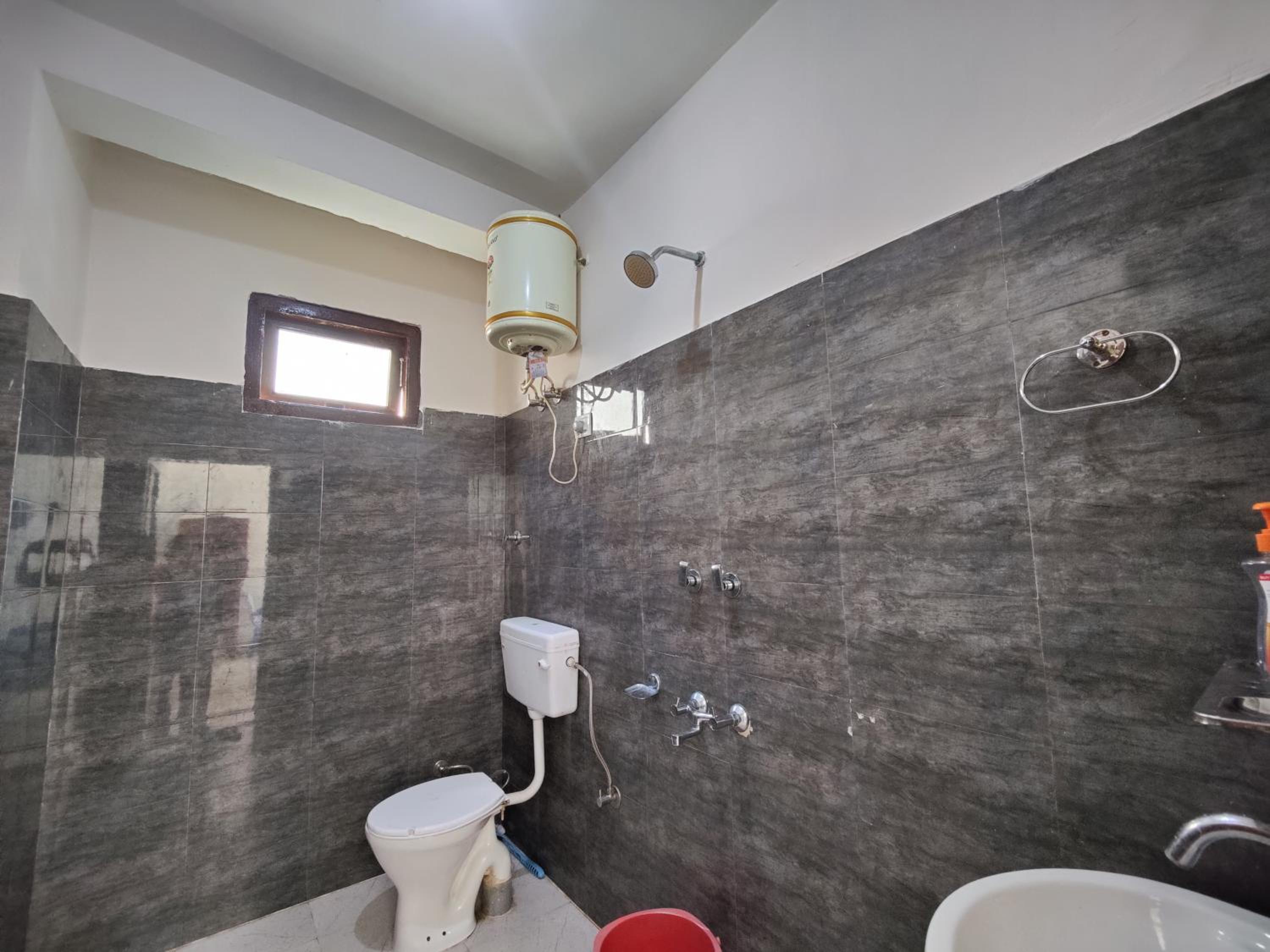 Budget Triple Room photo 2