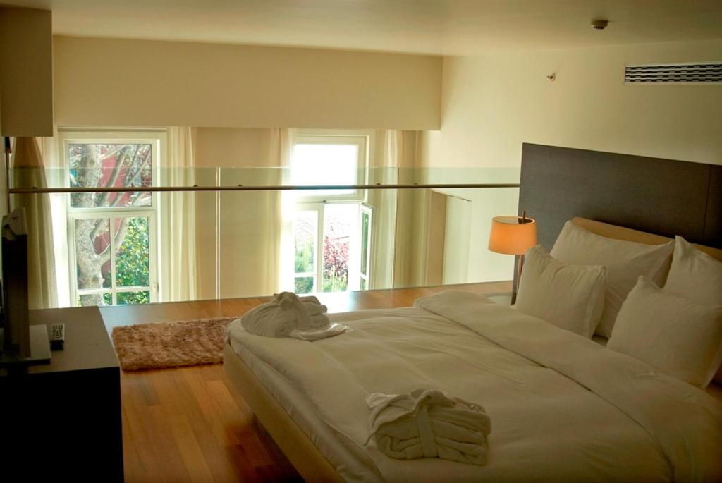 Kısmi Boğaz Manzarali Asma Katli Deluxe Suite photo 2