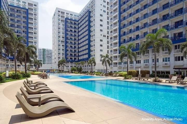 Suite with Pool View - Photo 7