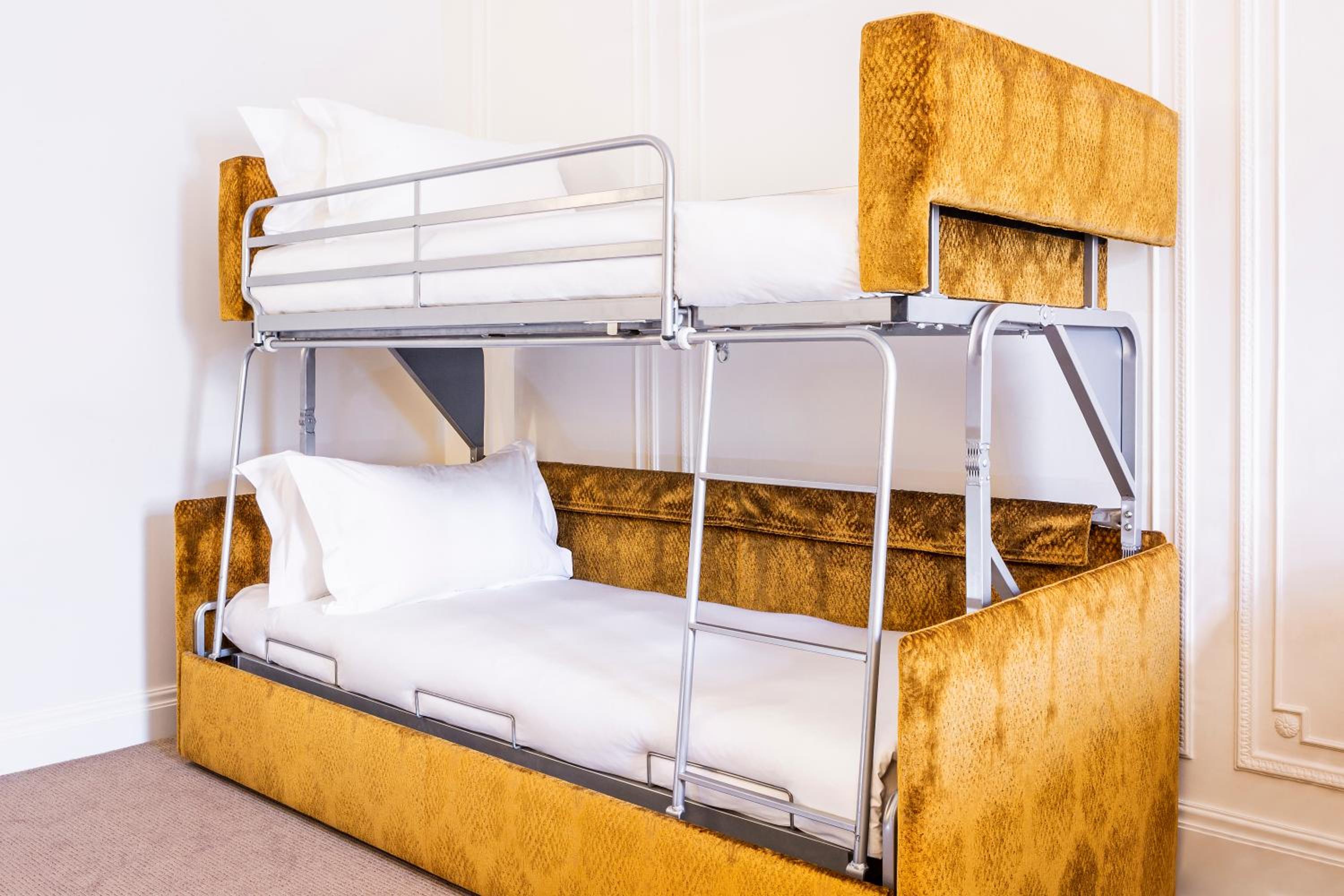 Standard Quadruple Room photo 2
