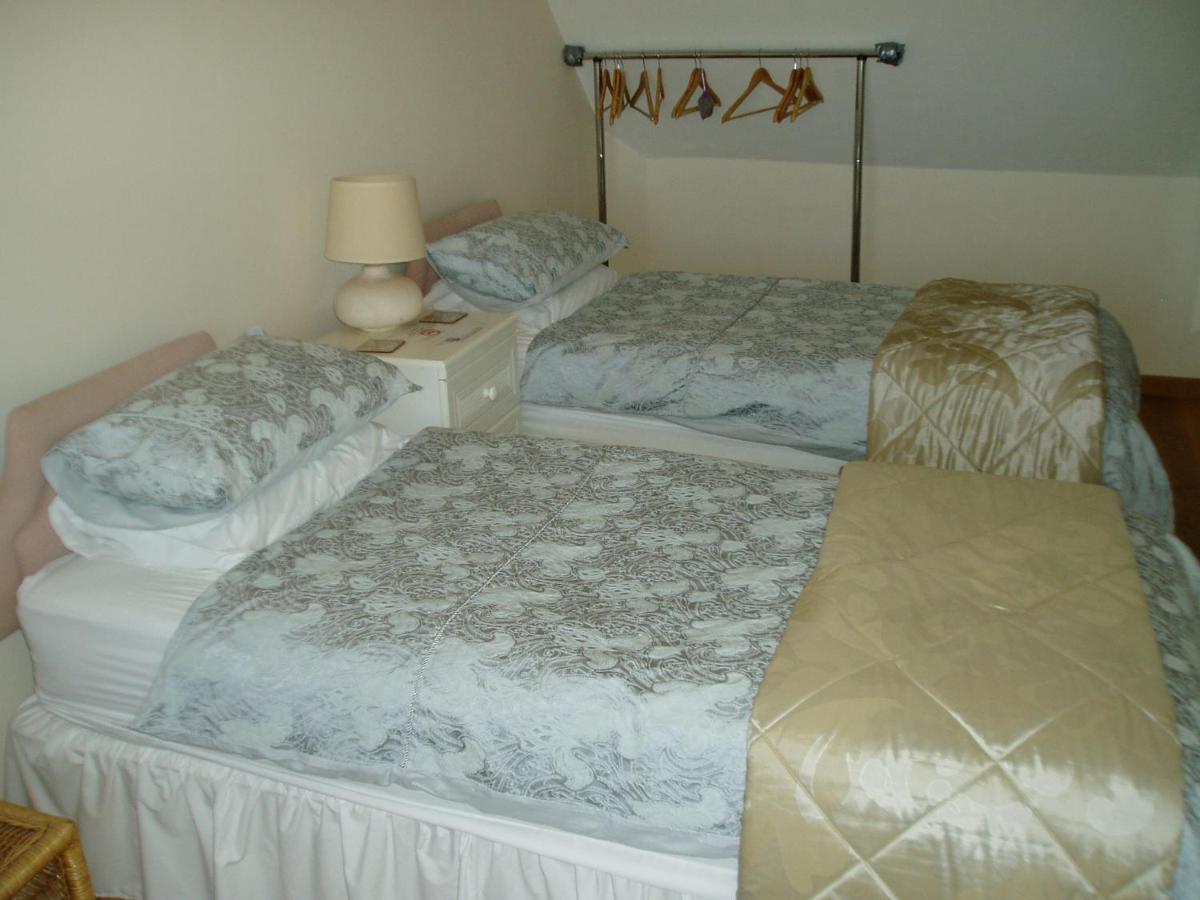 Twin Room with Private Bathroom