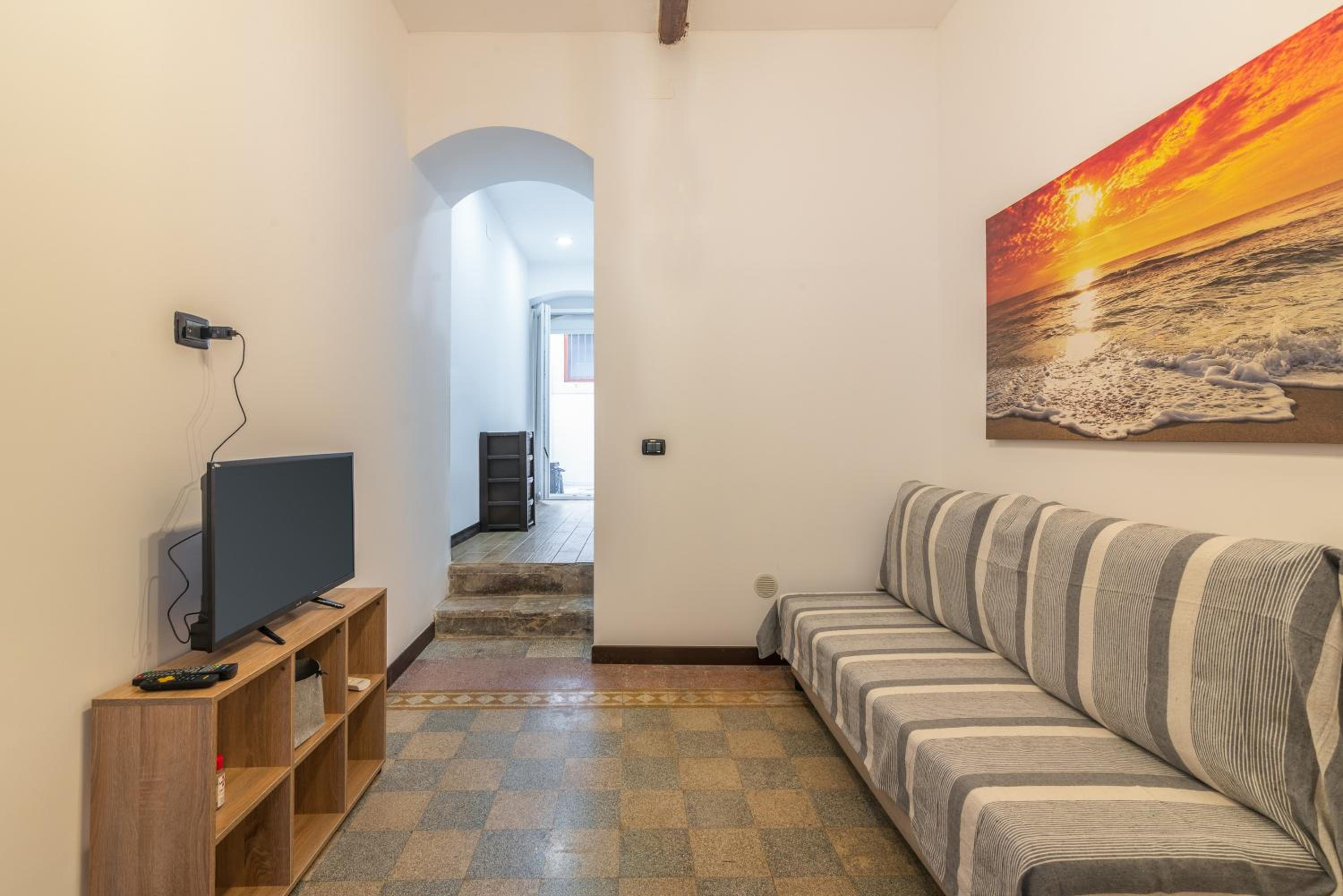 One-Bedroom Apartment with Garden