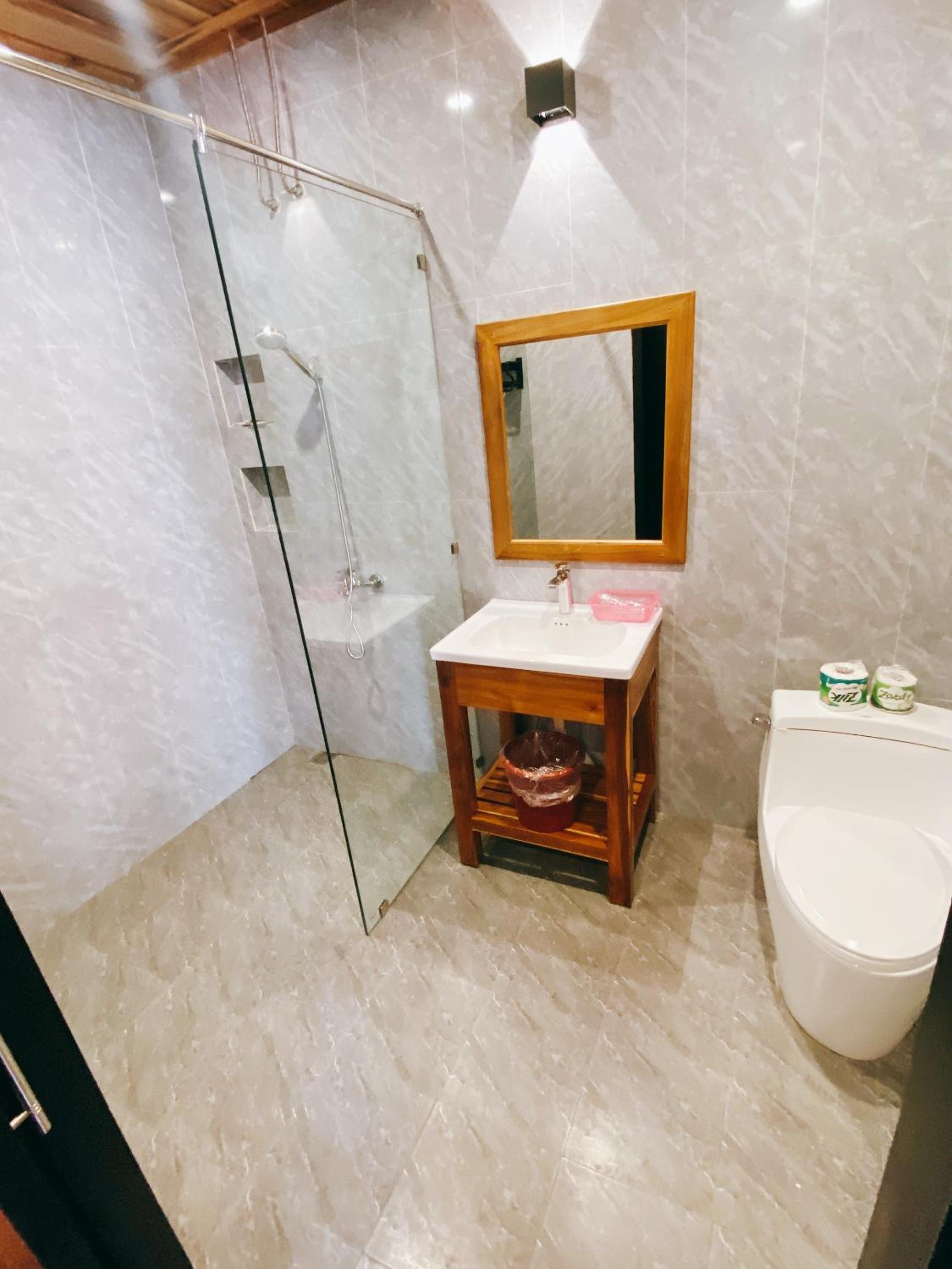 Deluxe Double Room - Photo 15