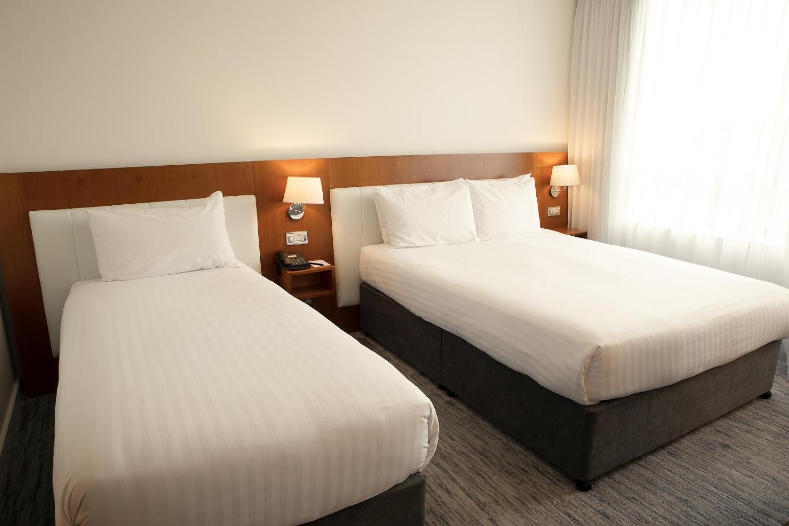 Double or Twin Room - Photo 3