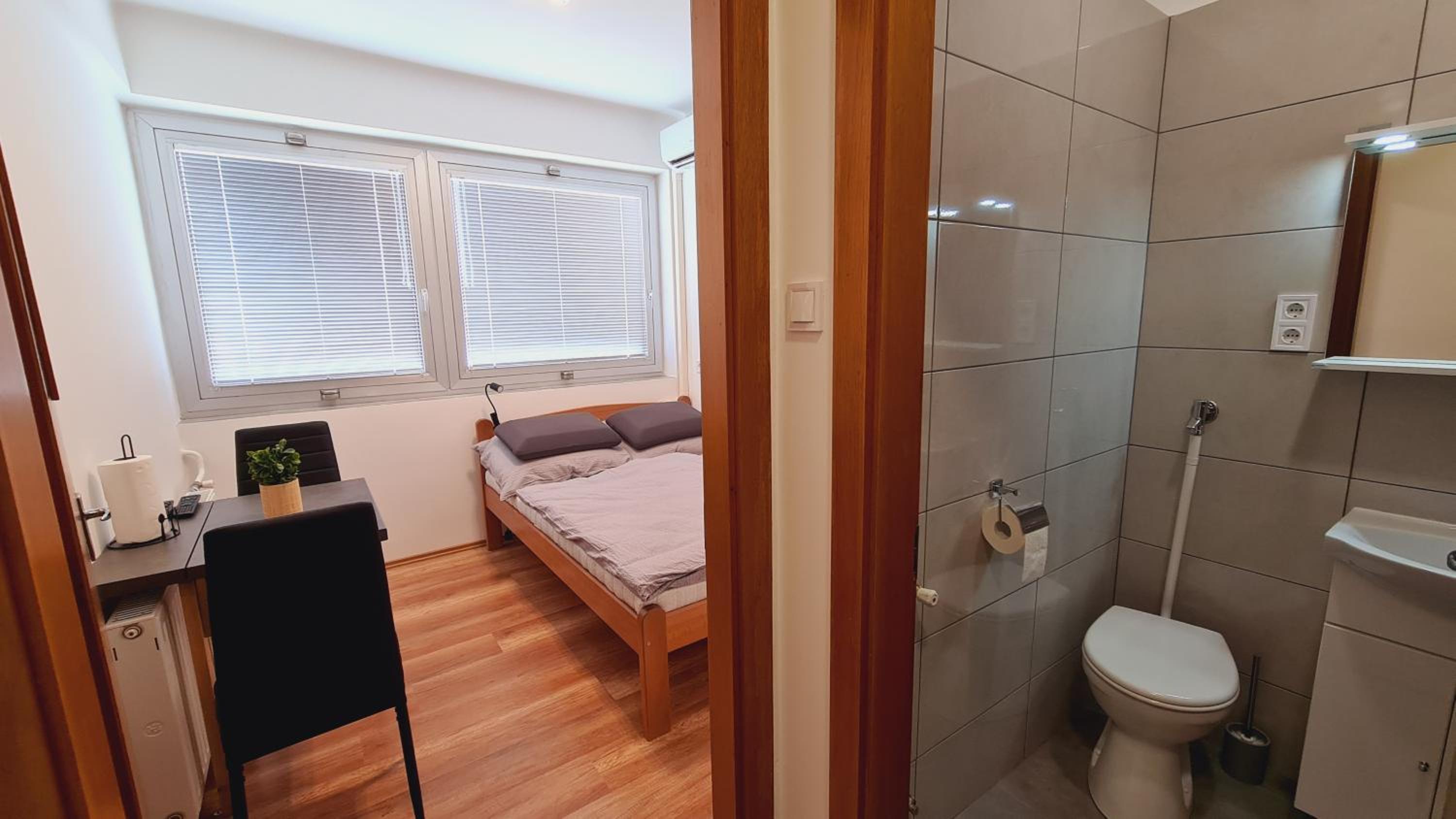 One-Bedroom Apartment photo 3