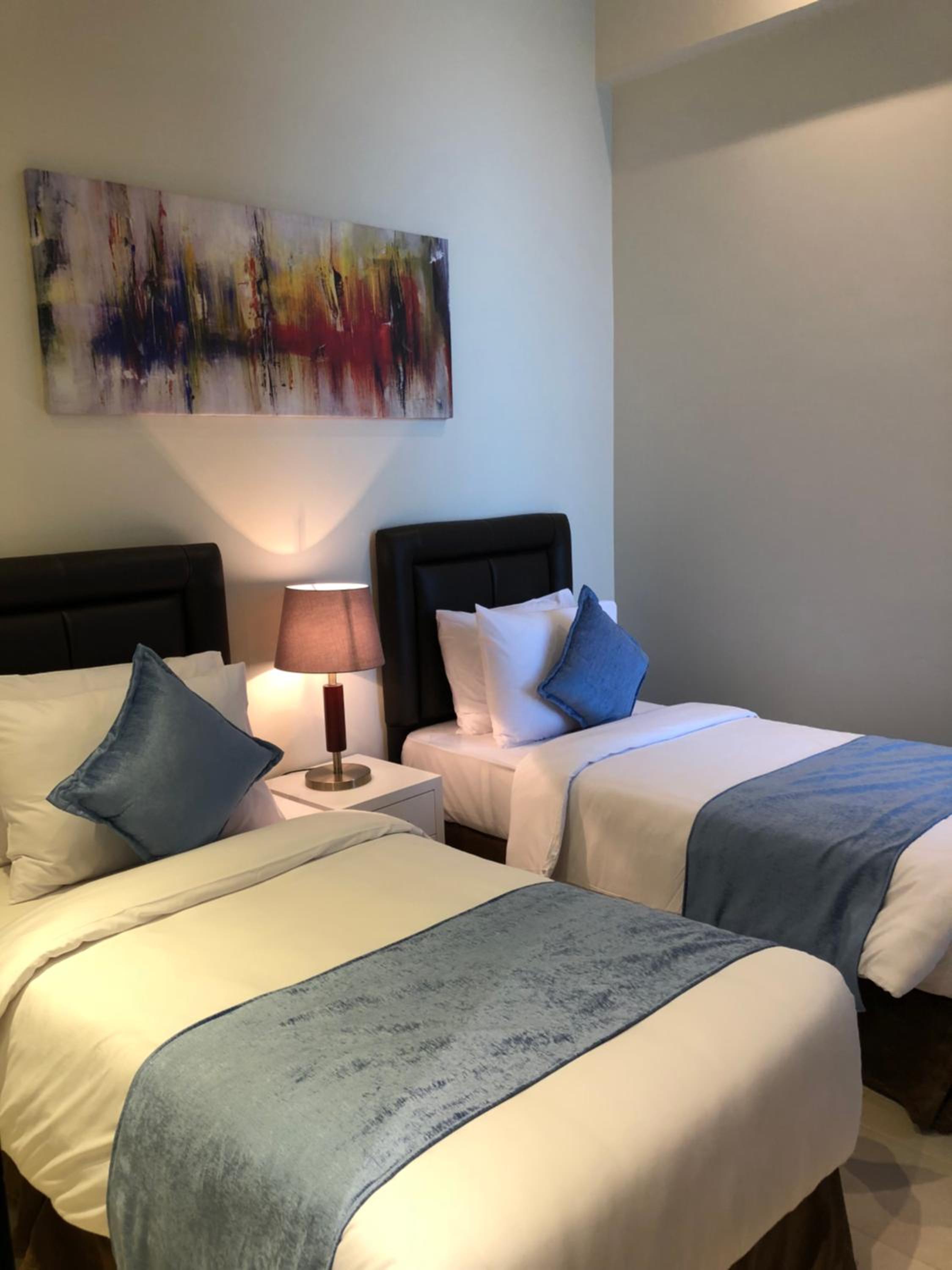 Deluxe Suite - Photo 5