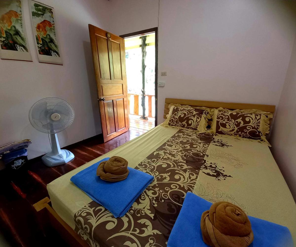 Superior Room with Fan (2 Adults) photo 1