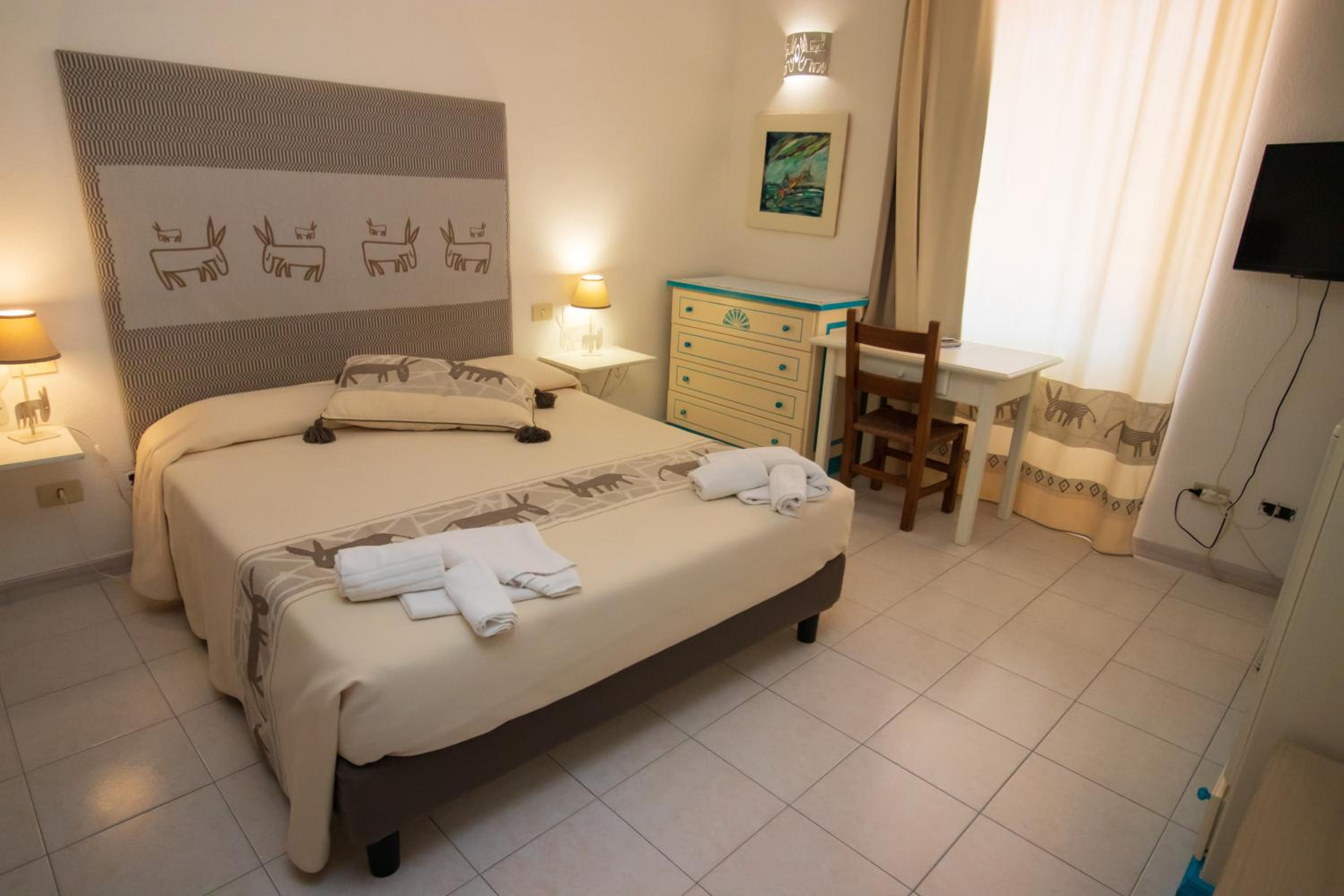 Double Room - Photo 5