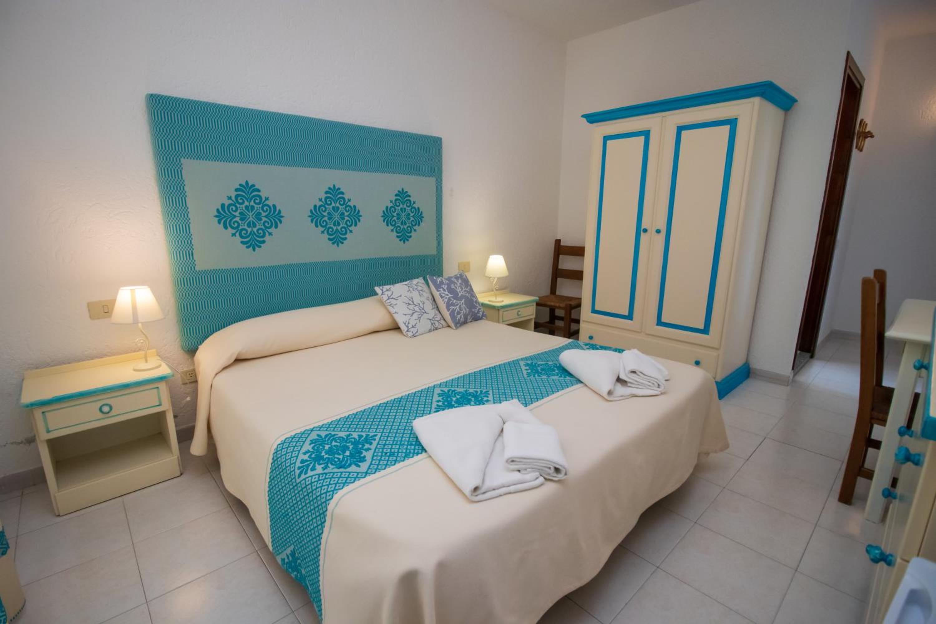 Double Room - Photo 7