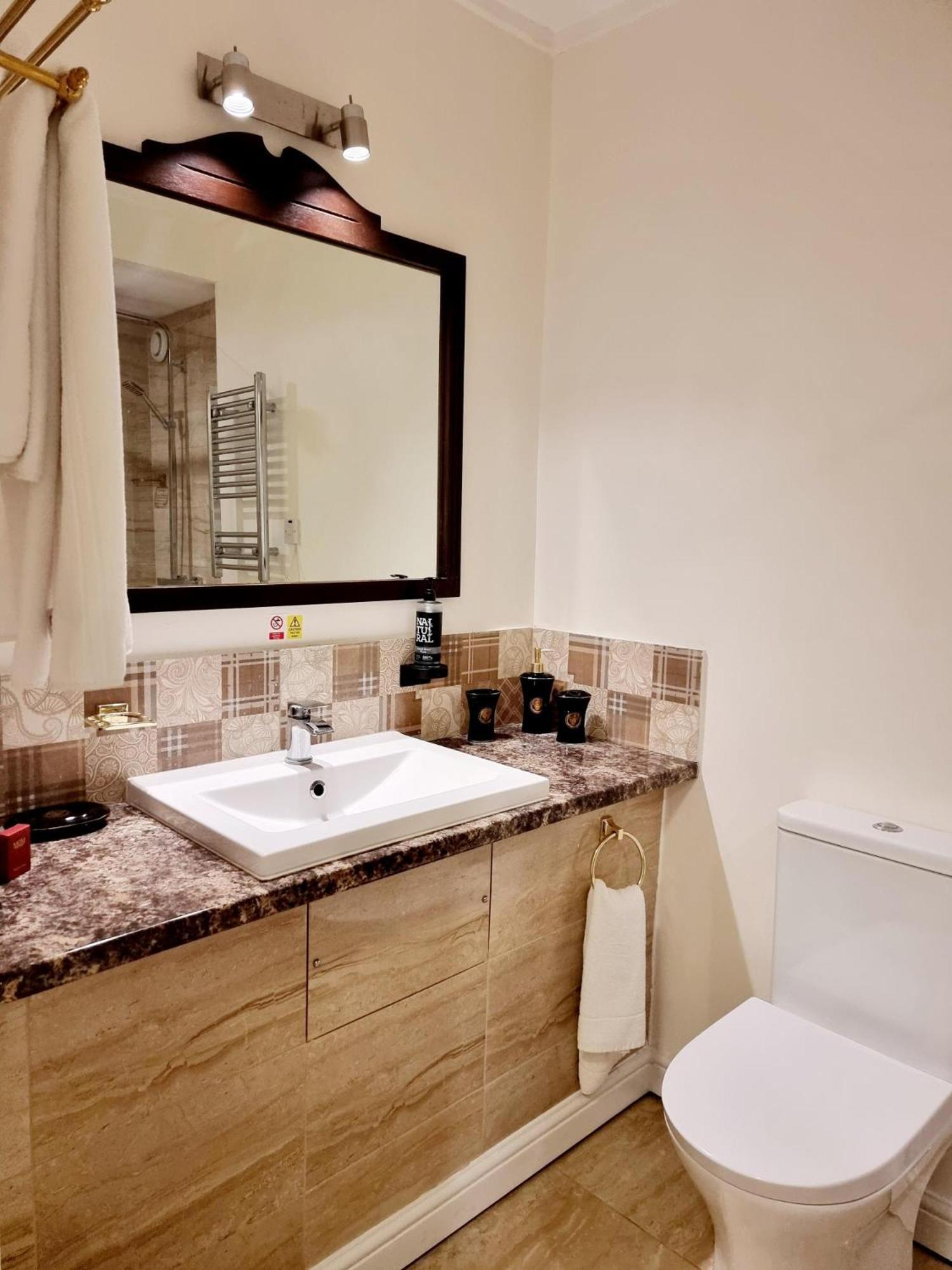 Junior Suite - Photo 7