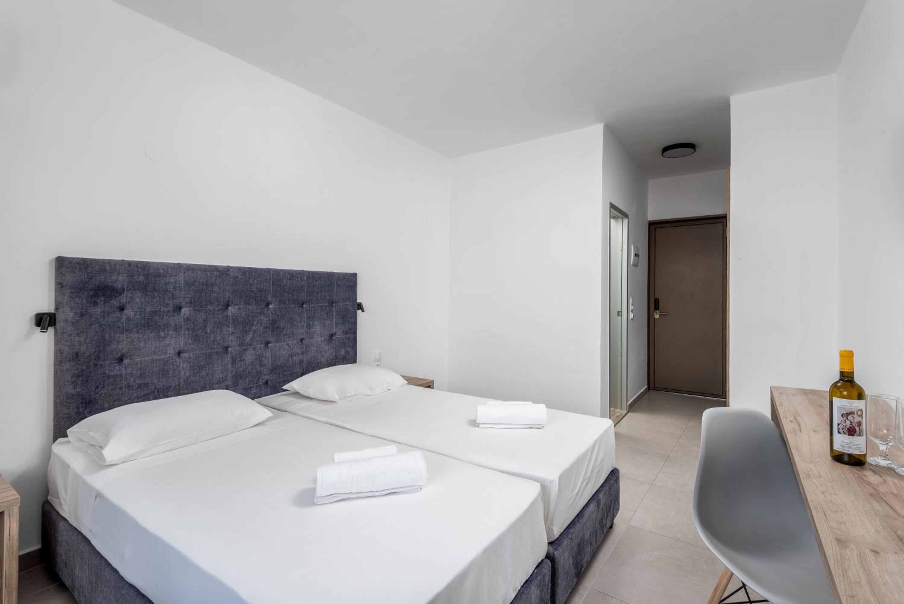 Superior Double Room - Photo 3