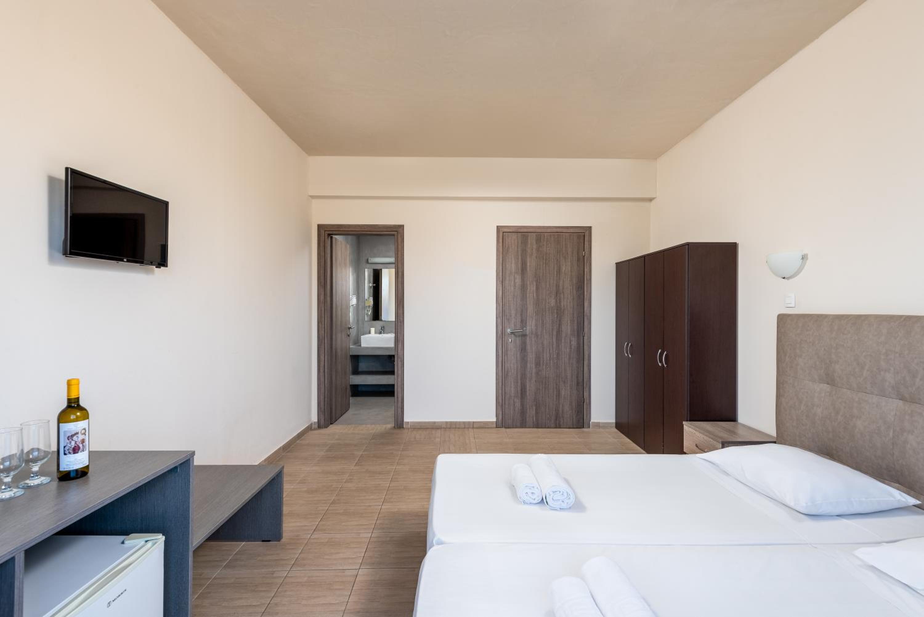 Superior Double Room - Photo 5