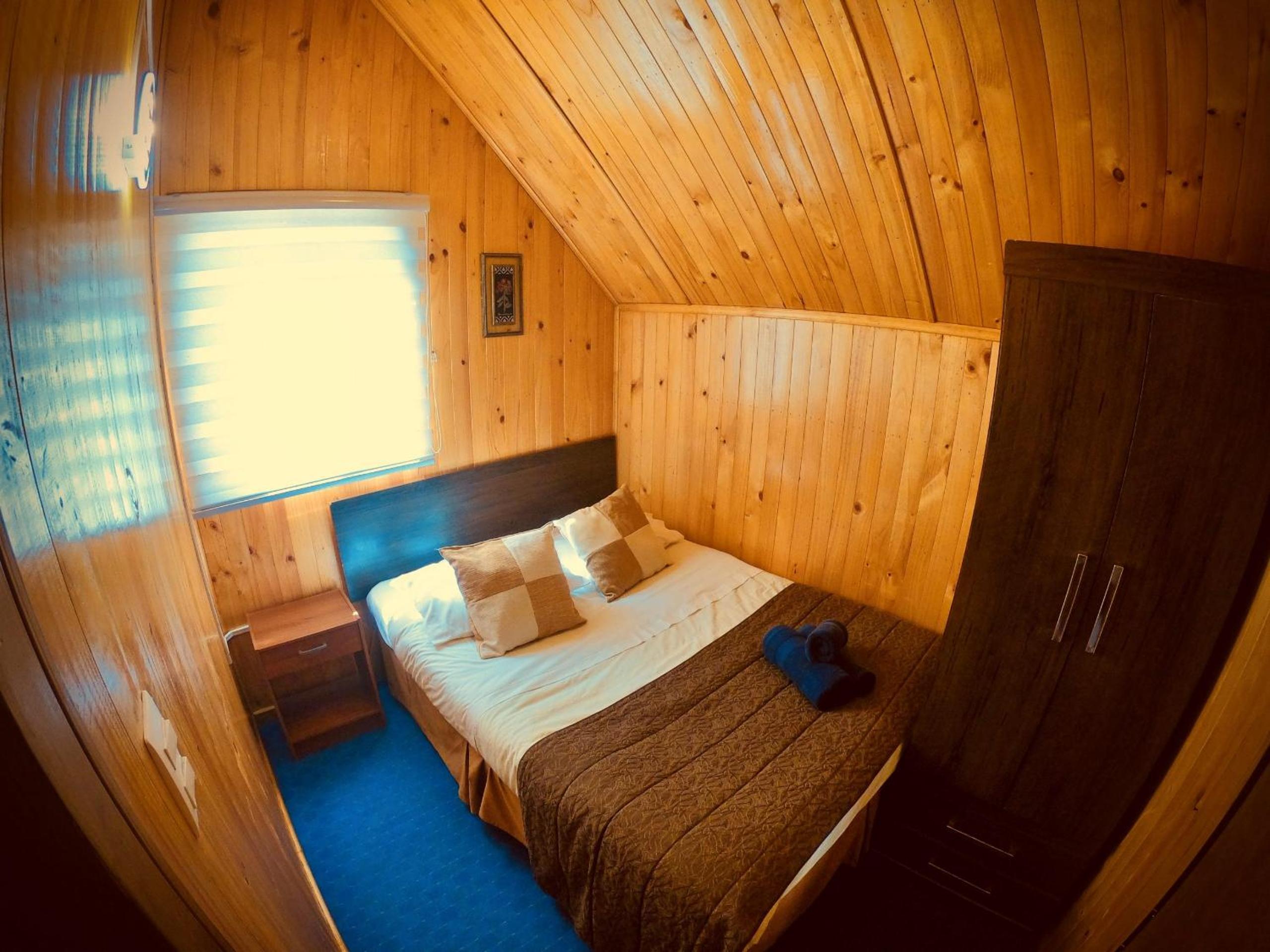 Three-Bedroom Bungalow photo 1