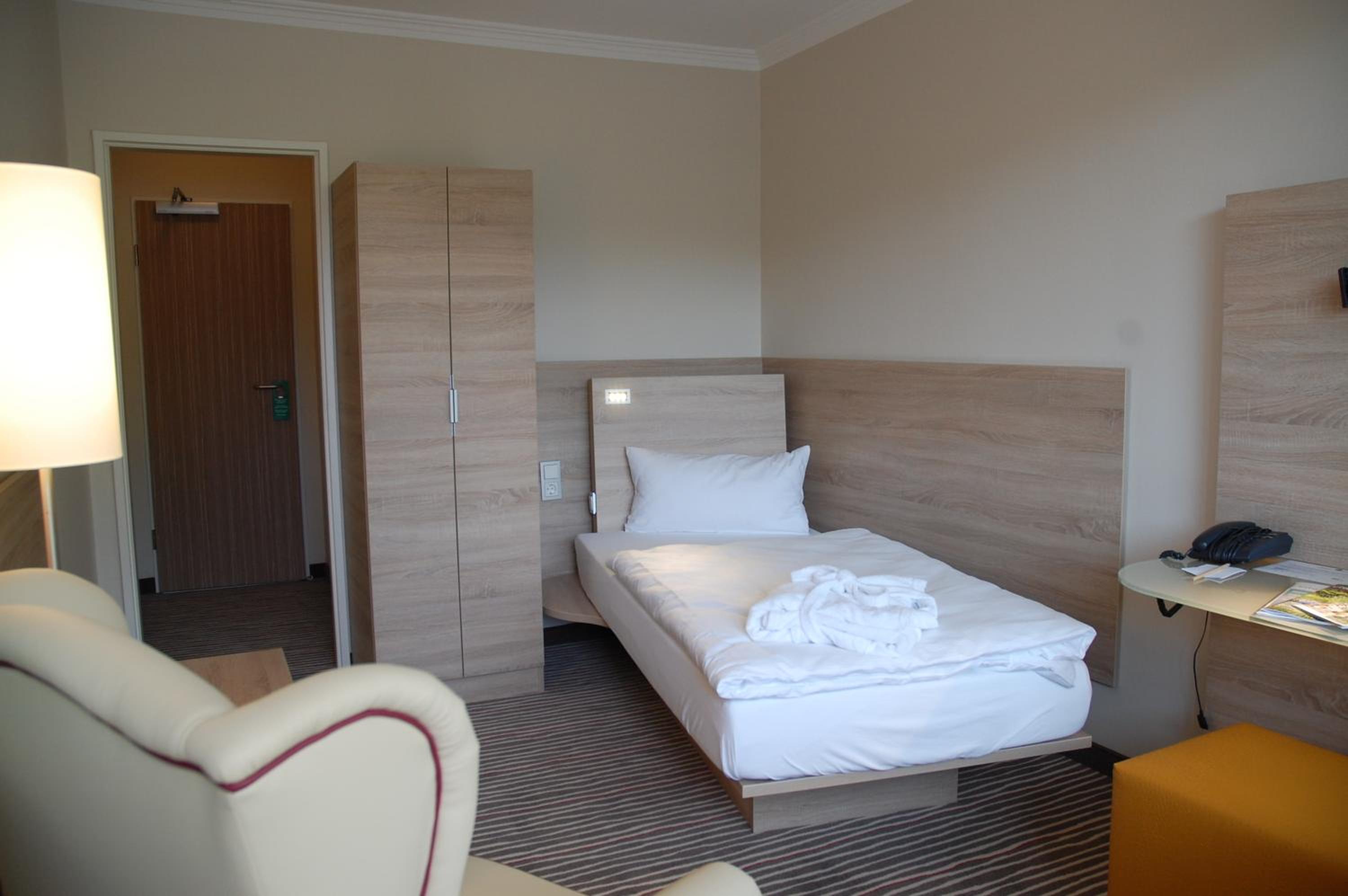 Single Room photo 1