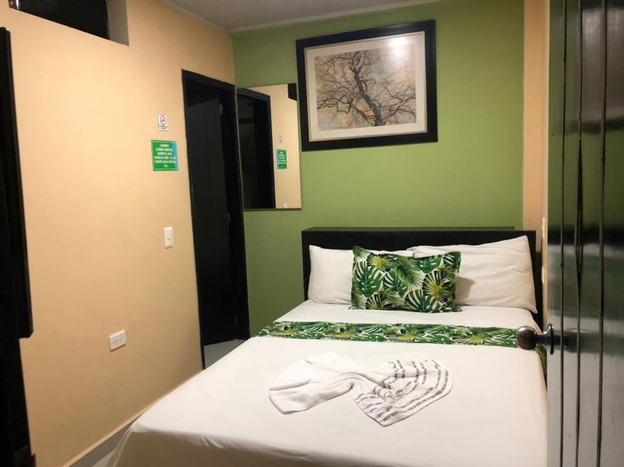 Standard Double Room with Fan photo 1