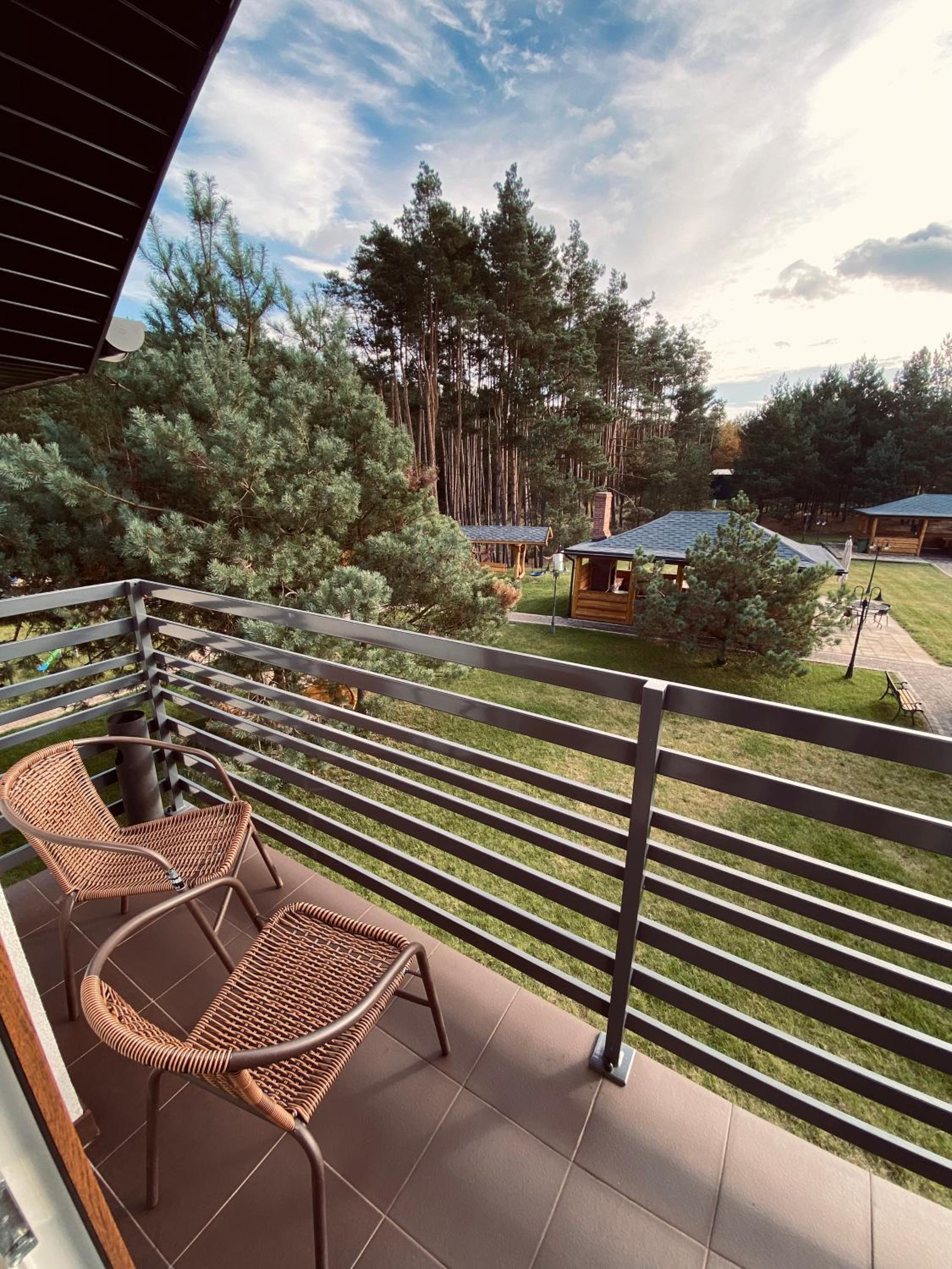 Deluxe One-Bedroom Apartment with Balcony  - Photo 12