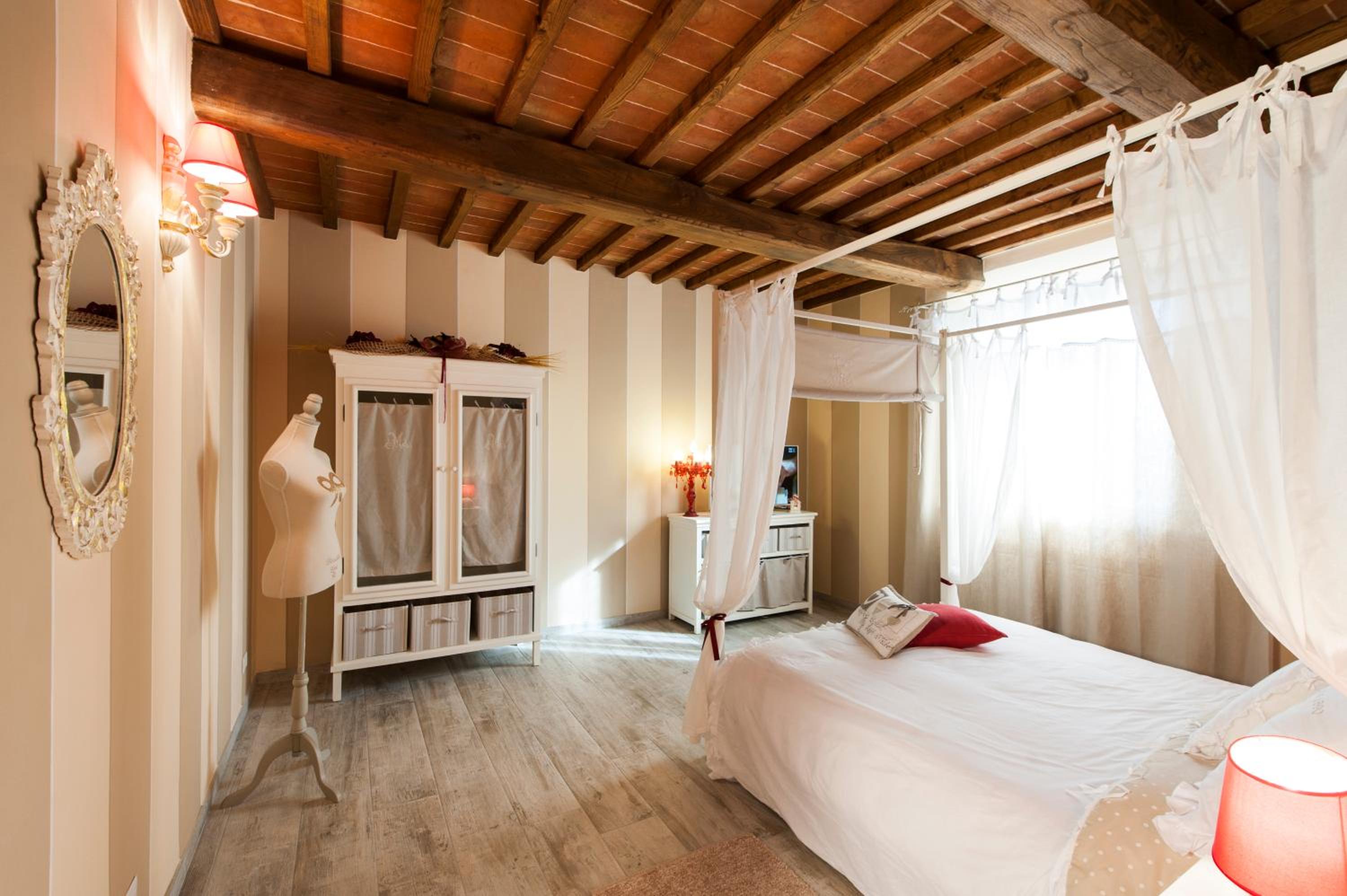 King Room with Spa Bath photo 3