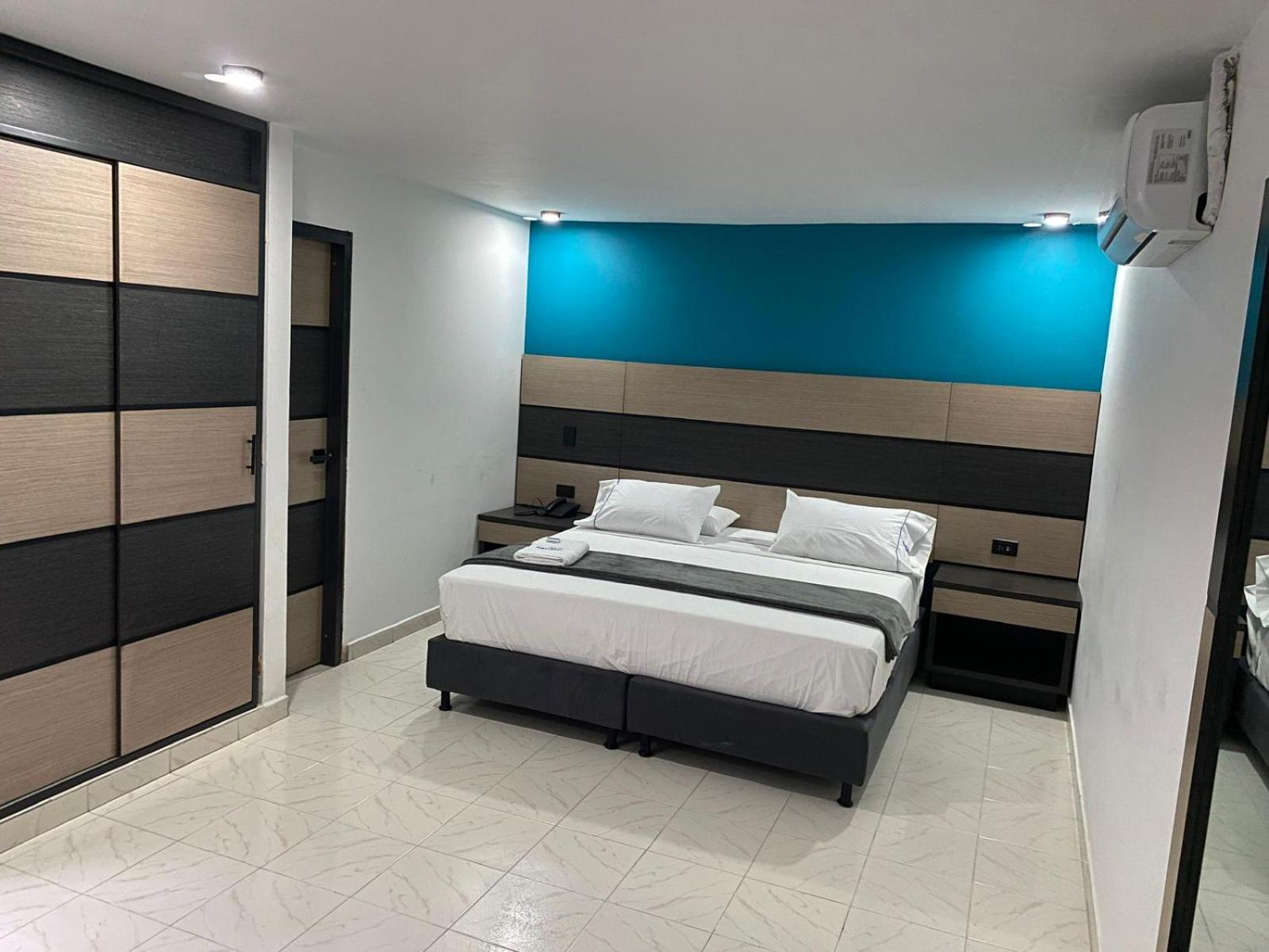 Deluxe Queen Room photo 3