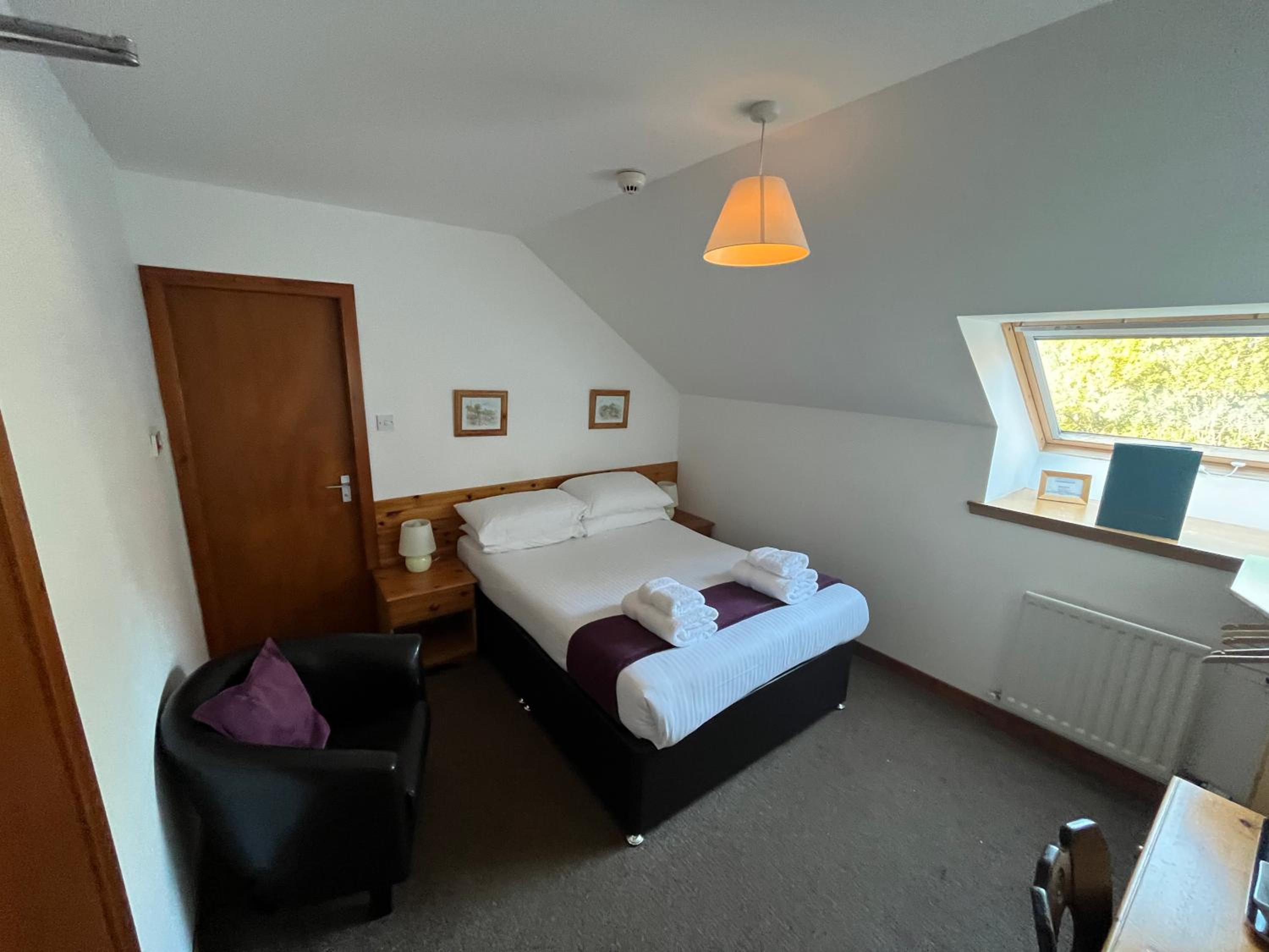 Family Room (Adjoining Rooms)