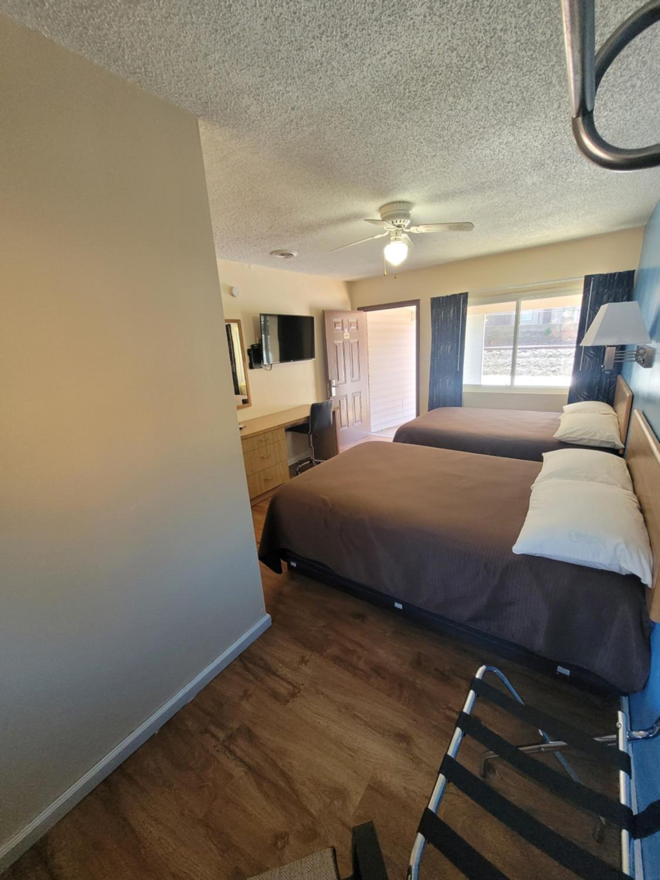 Double or Twin Room - Disability Access photo 3