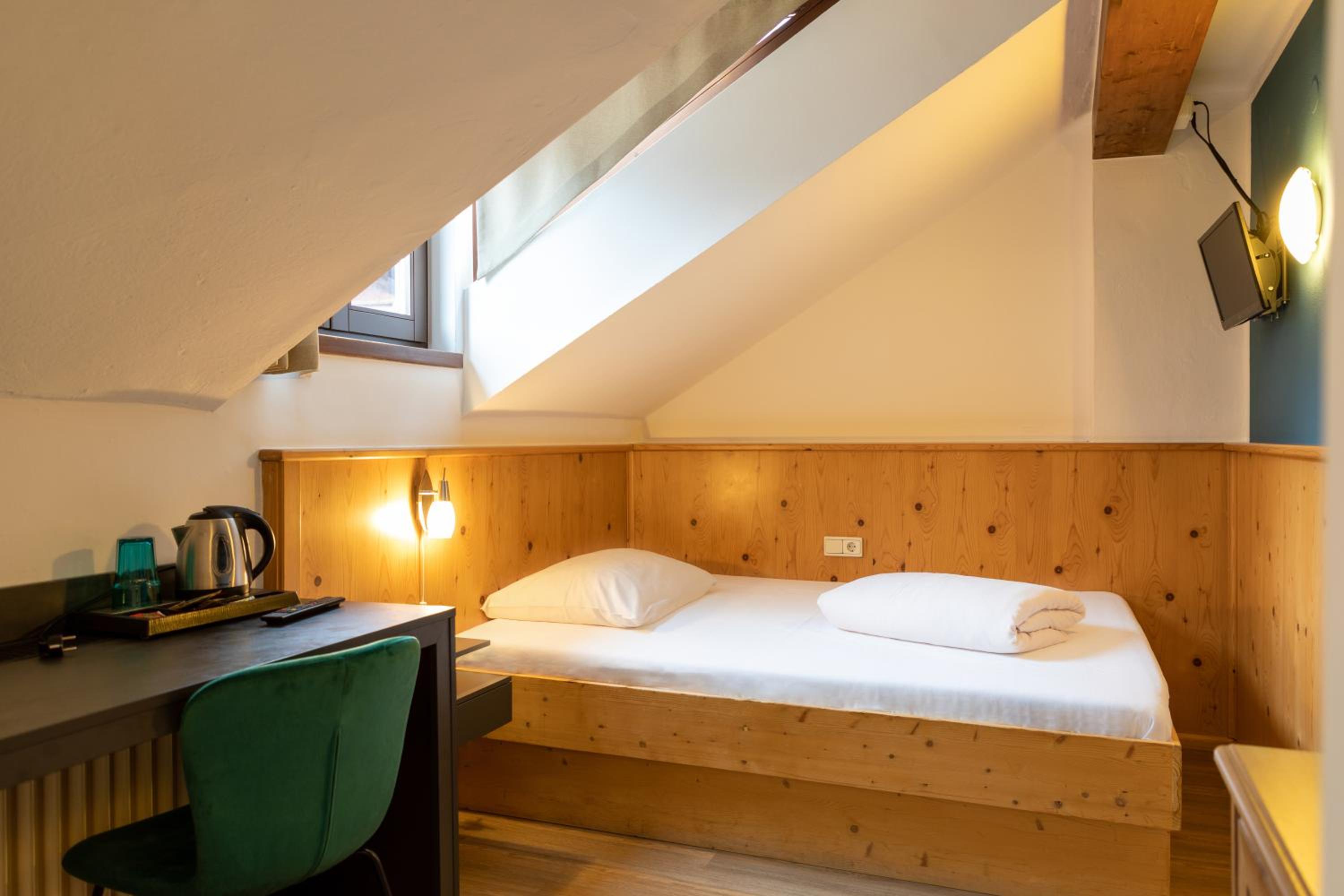 Single Room photo 1