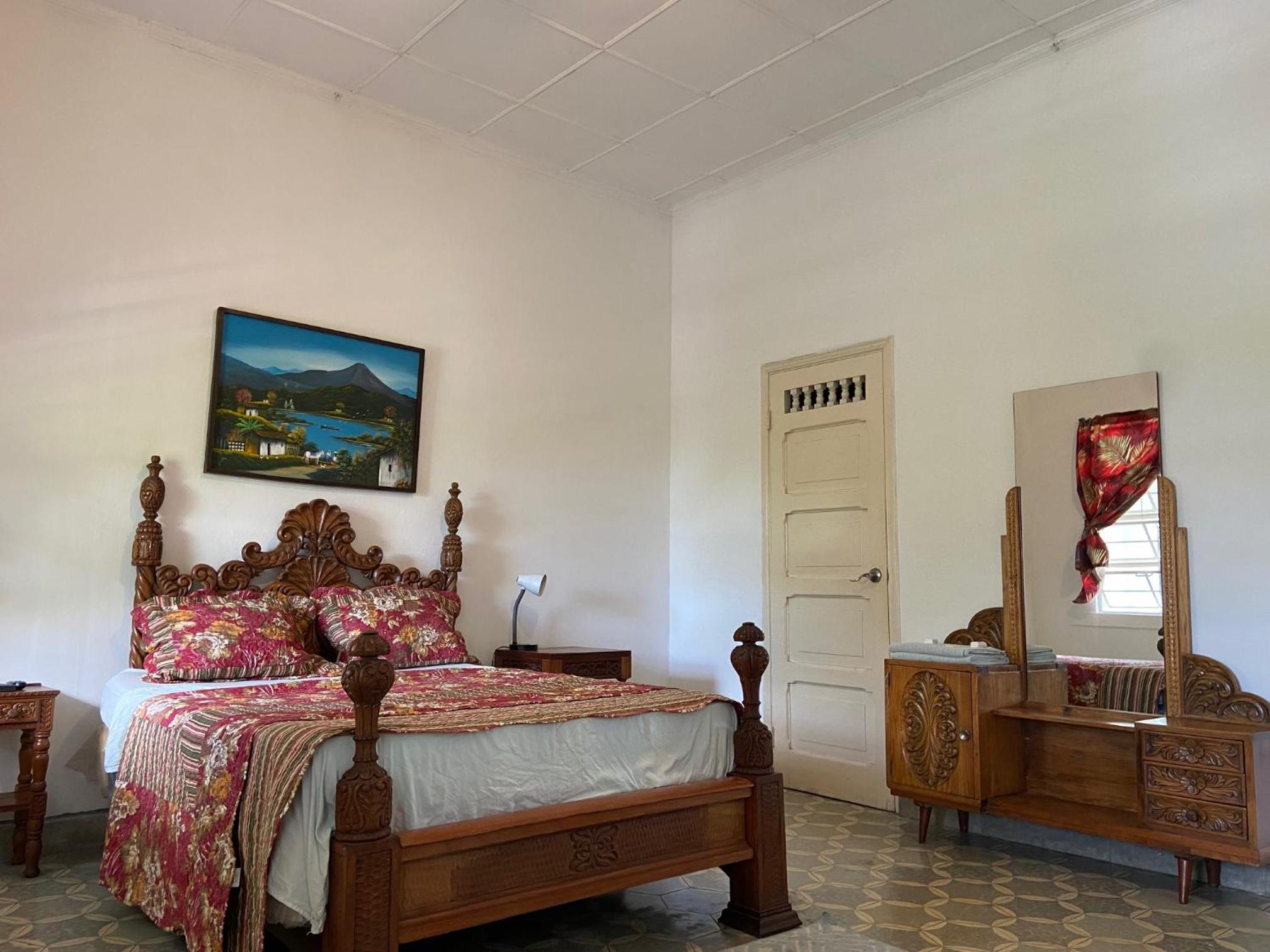 Double Room with Balcony (2 Adults + 1 Child) photo 2