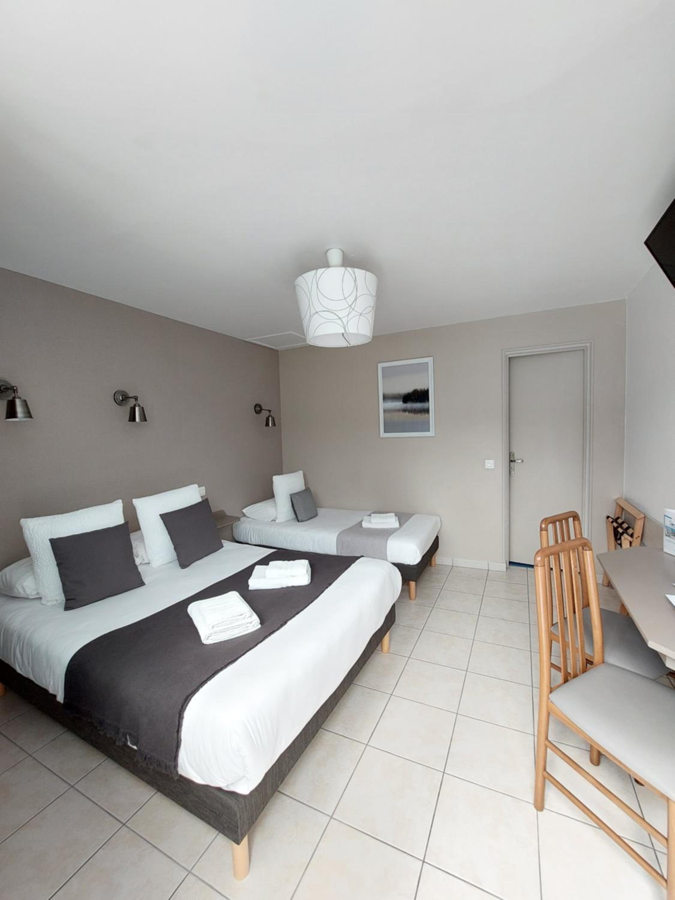 Comfort Triple Room