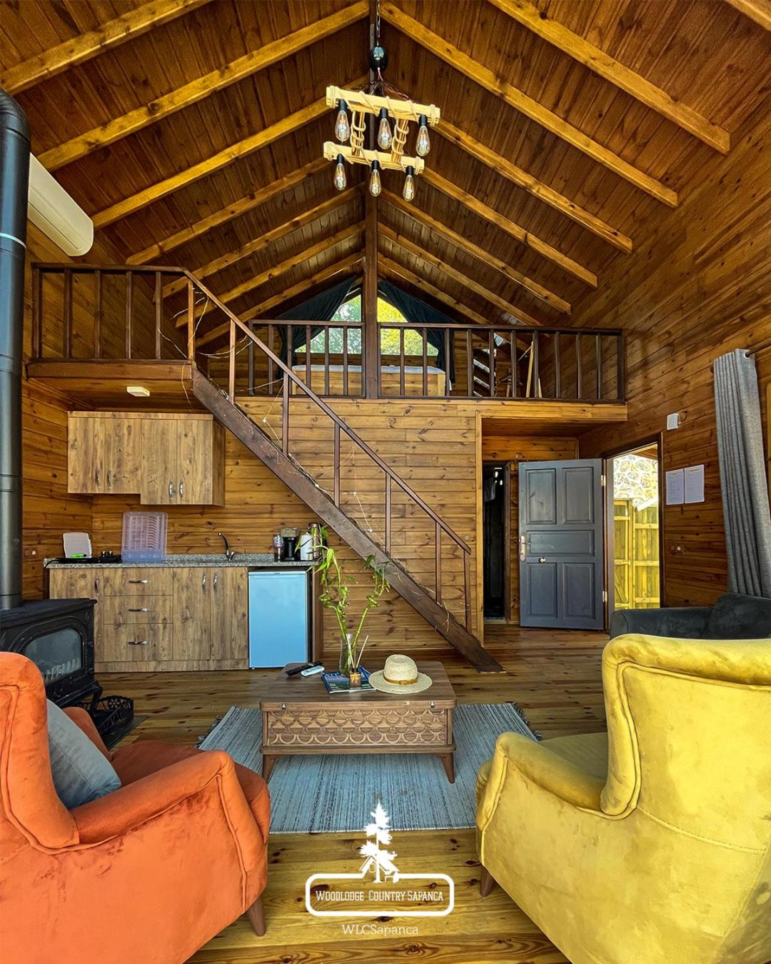 Deluxe Bungalow - Photo 19