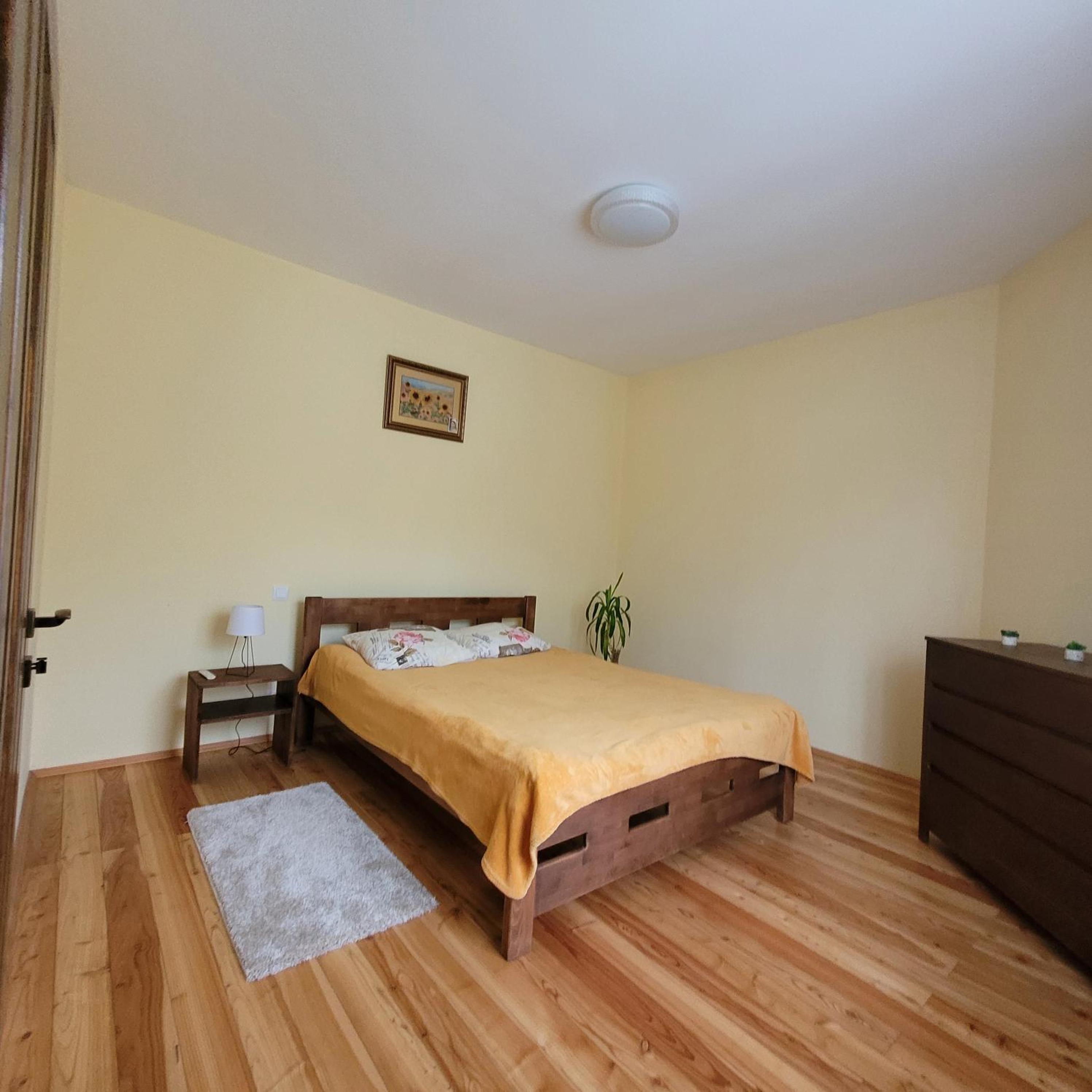 Four-Bedroom House photo 1