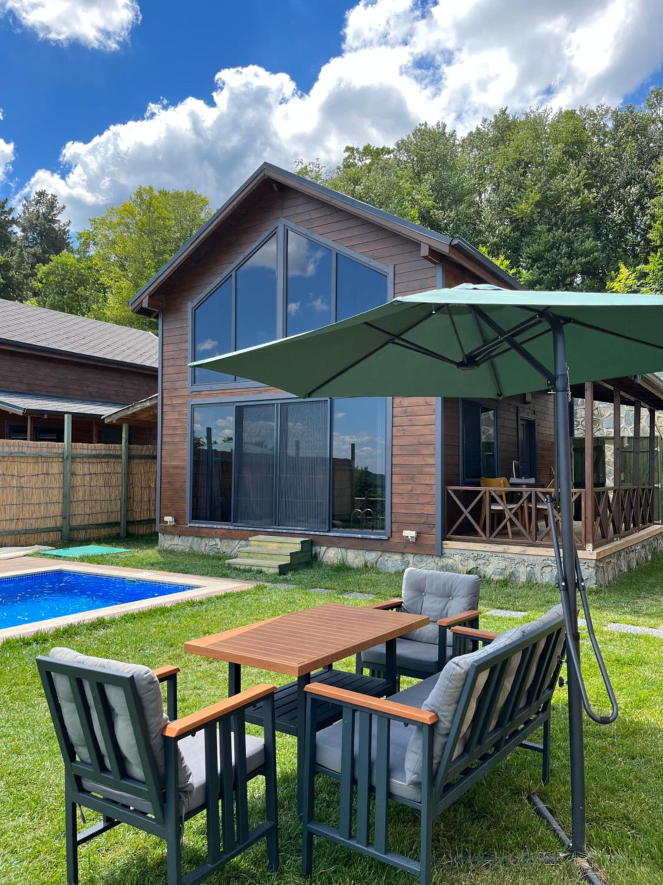 Deluxe Bungalow - Photo 20
