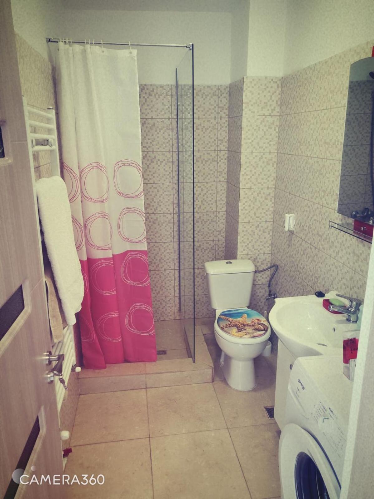 One-Bedroom Apartment - Photo 9