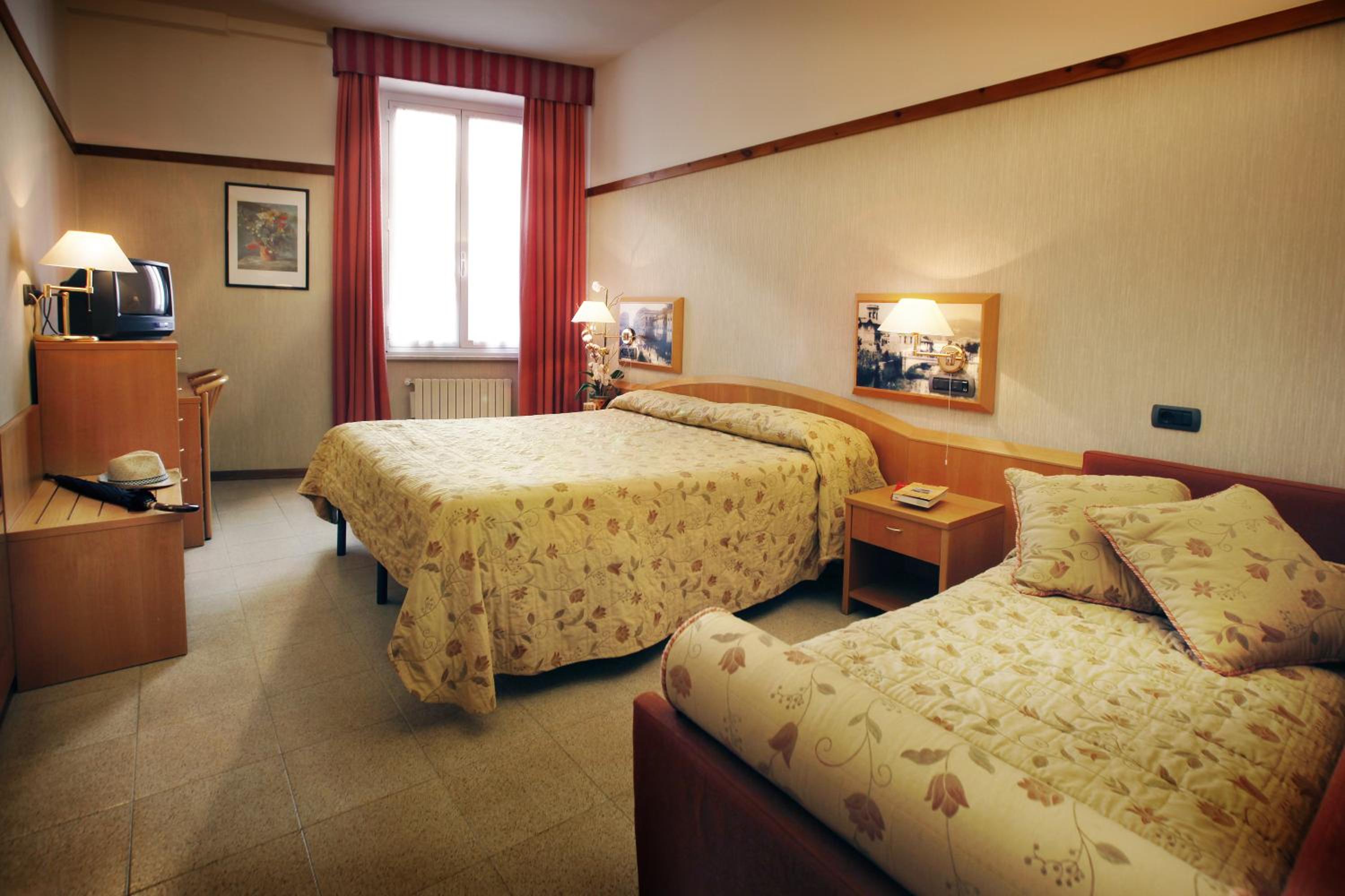 Superior Triple Room