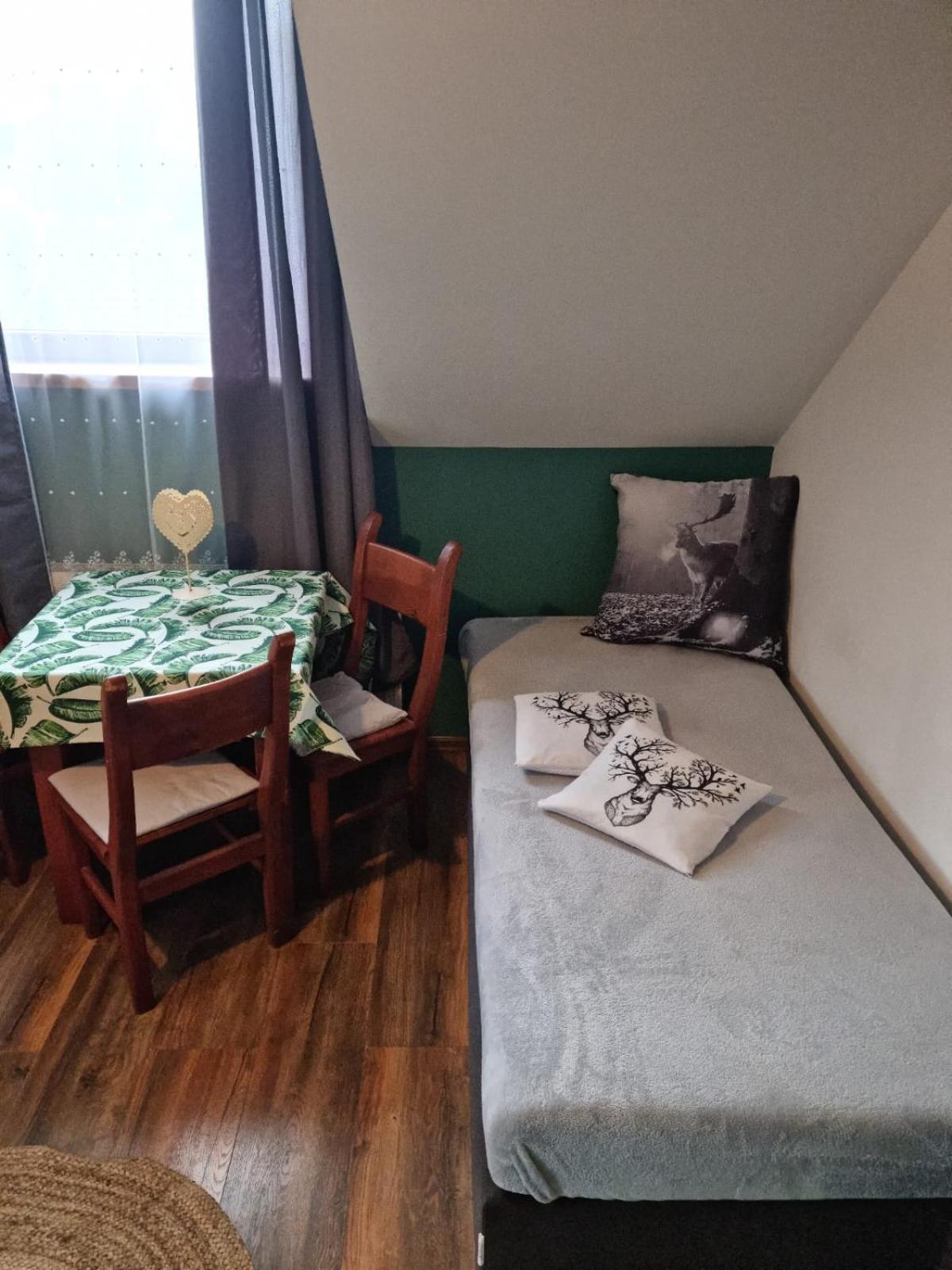 Triple Room - Photo 6