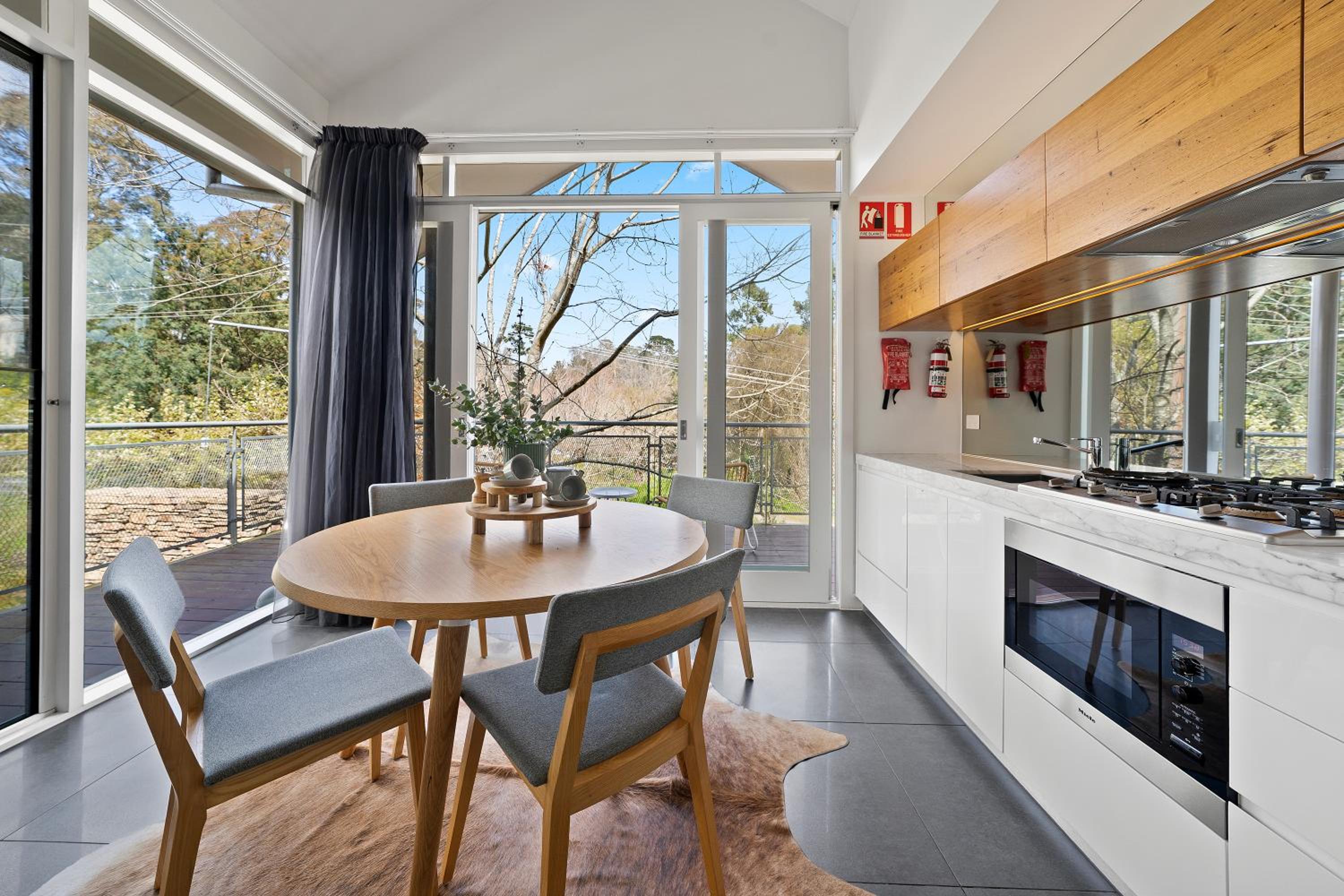 Retreat Villa photo 2